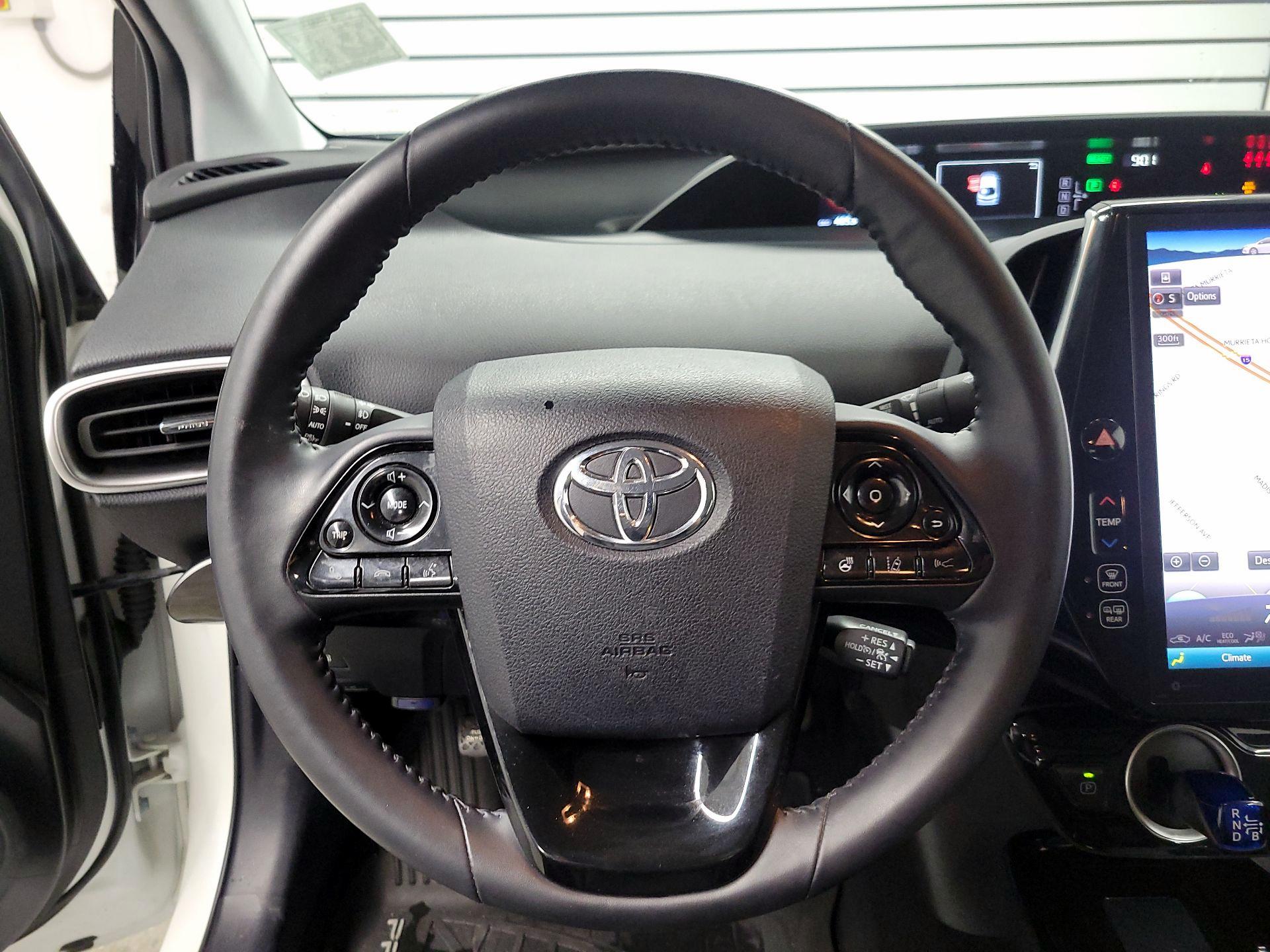 Thumbnail: 2020 Toyota Prius Prime - 10