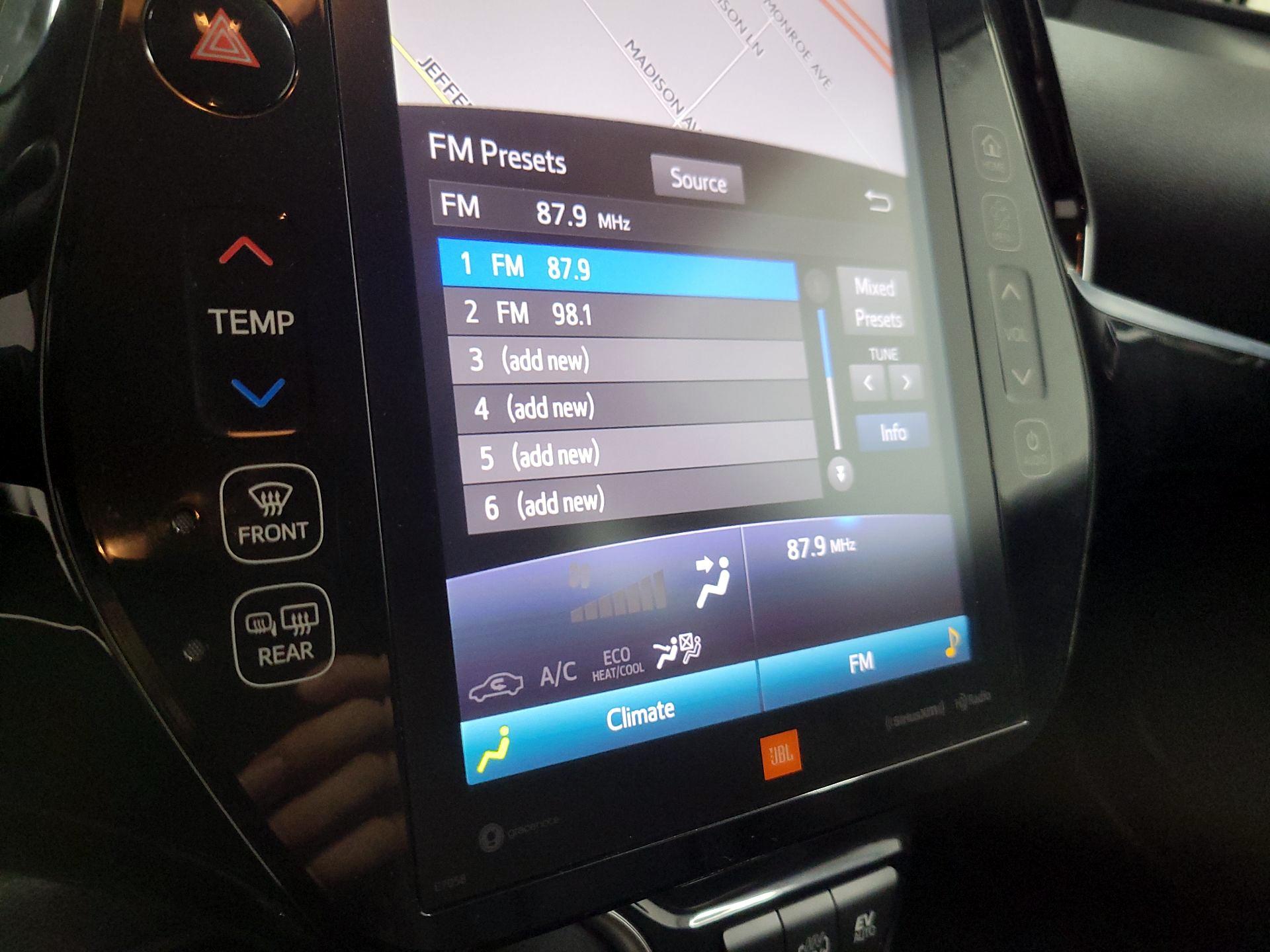 Thumbnail: 2020 Toyota Prius Prime - 16