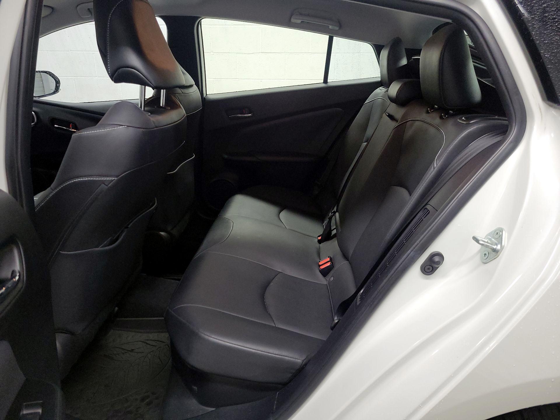 Thumbnail: 2020 Toyota Prius Prime - 19