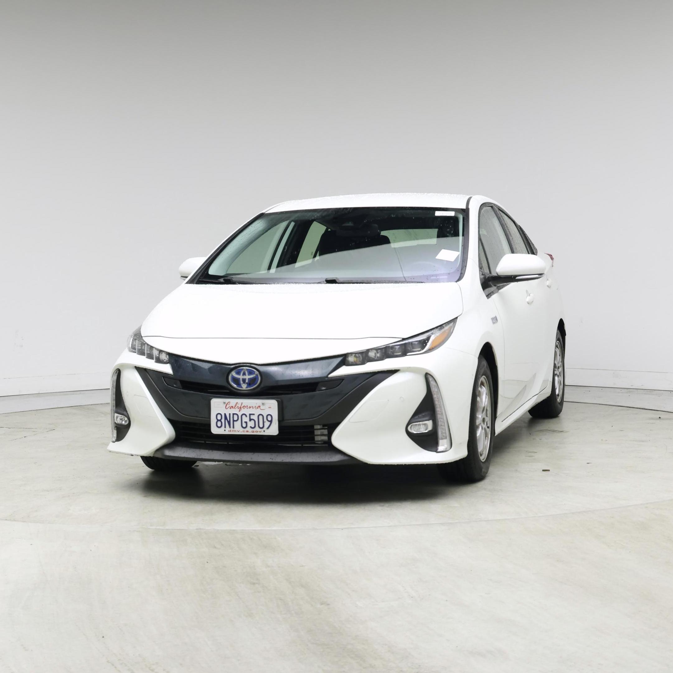 Thumbnail: 2020 Toyota Prius Prime - 4