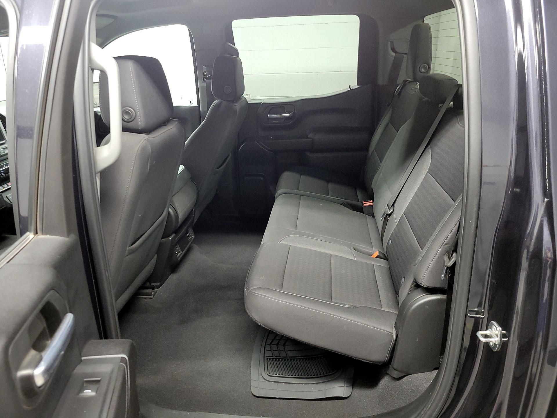 Thumbnail: 2022 Chevrolet Silverado 1500 - 17