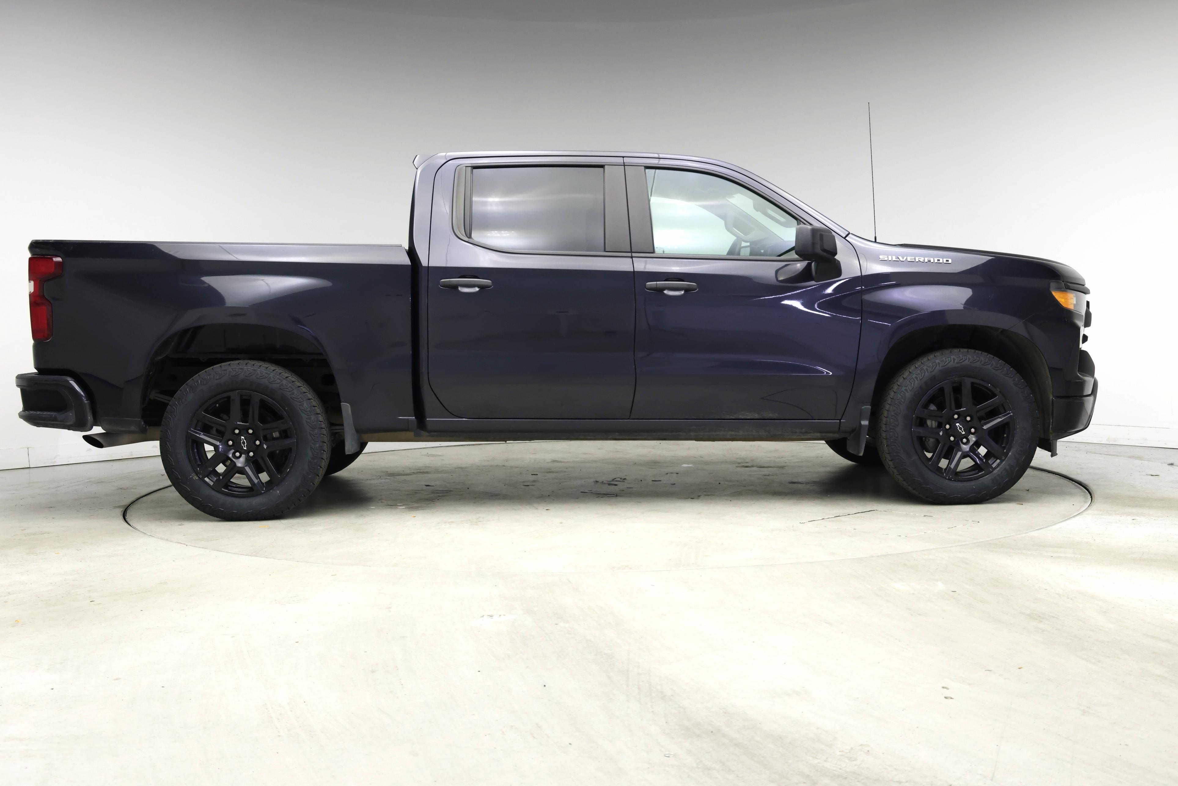 Thumbnail: 2022 Chevrolet Silverado 1500 - 7