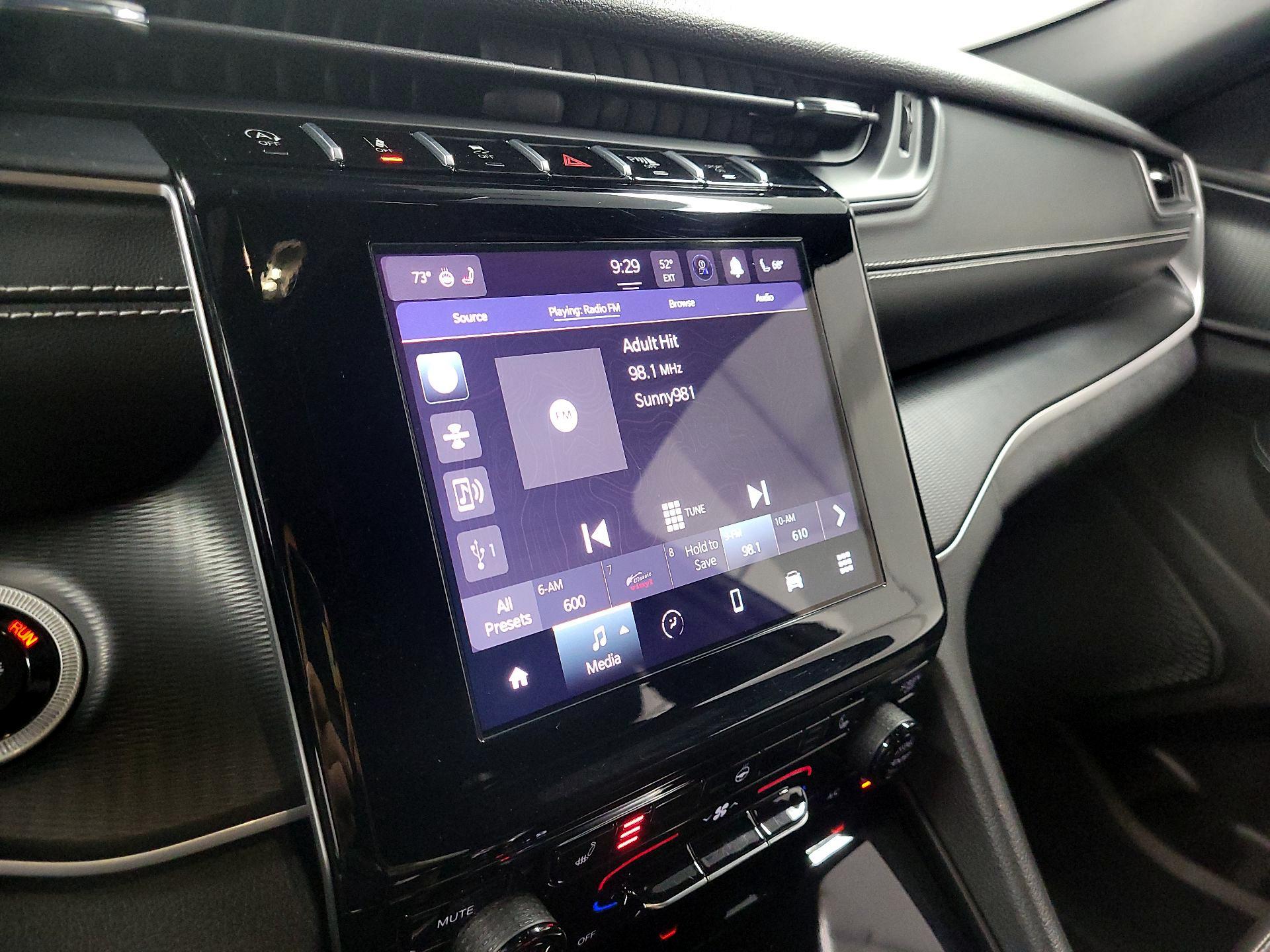 Thumbnail: 2023 Jeep Grand Cherokee - 15