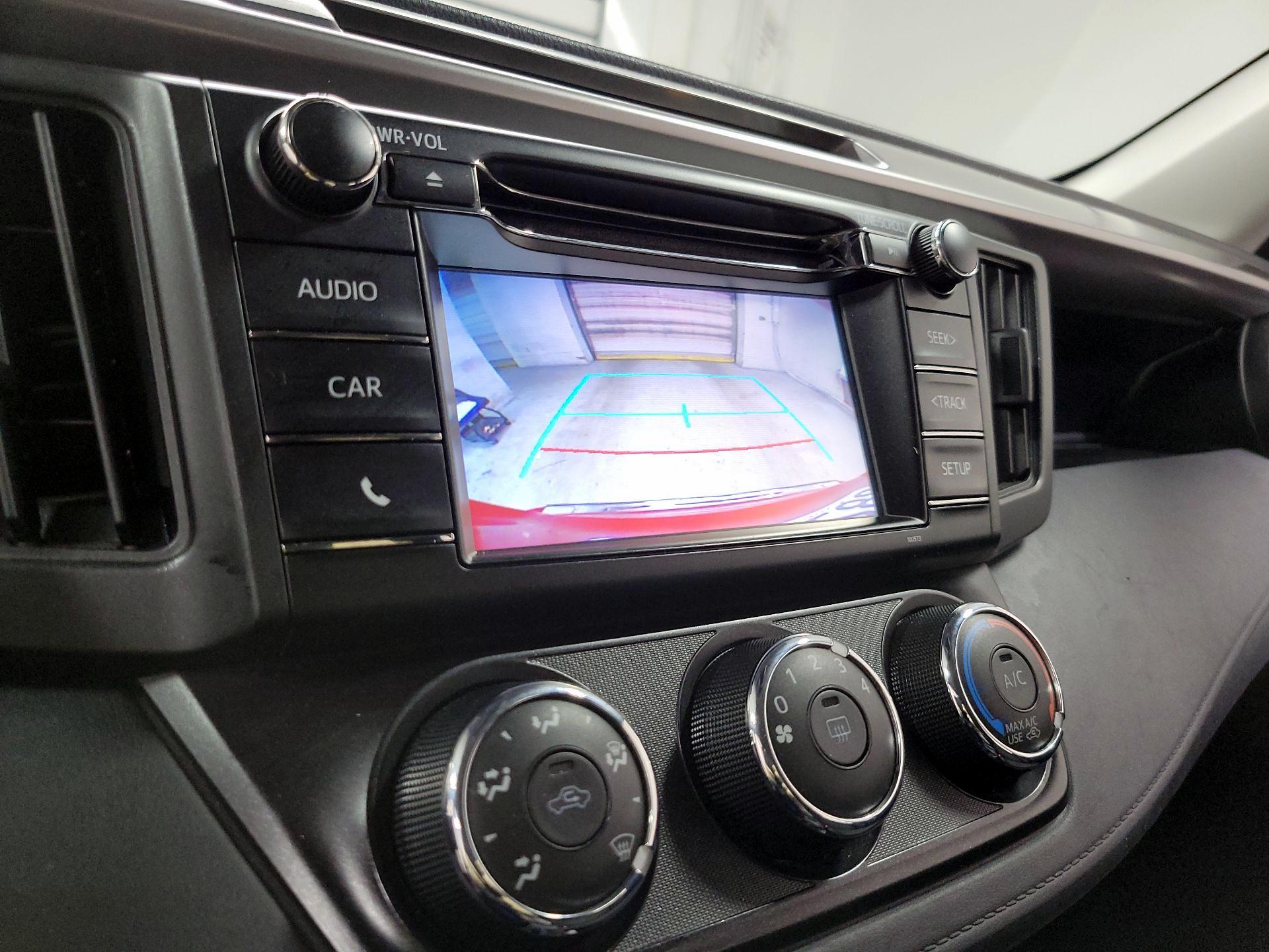 Thumbnail: 2017 Toyota RAV4 - 14