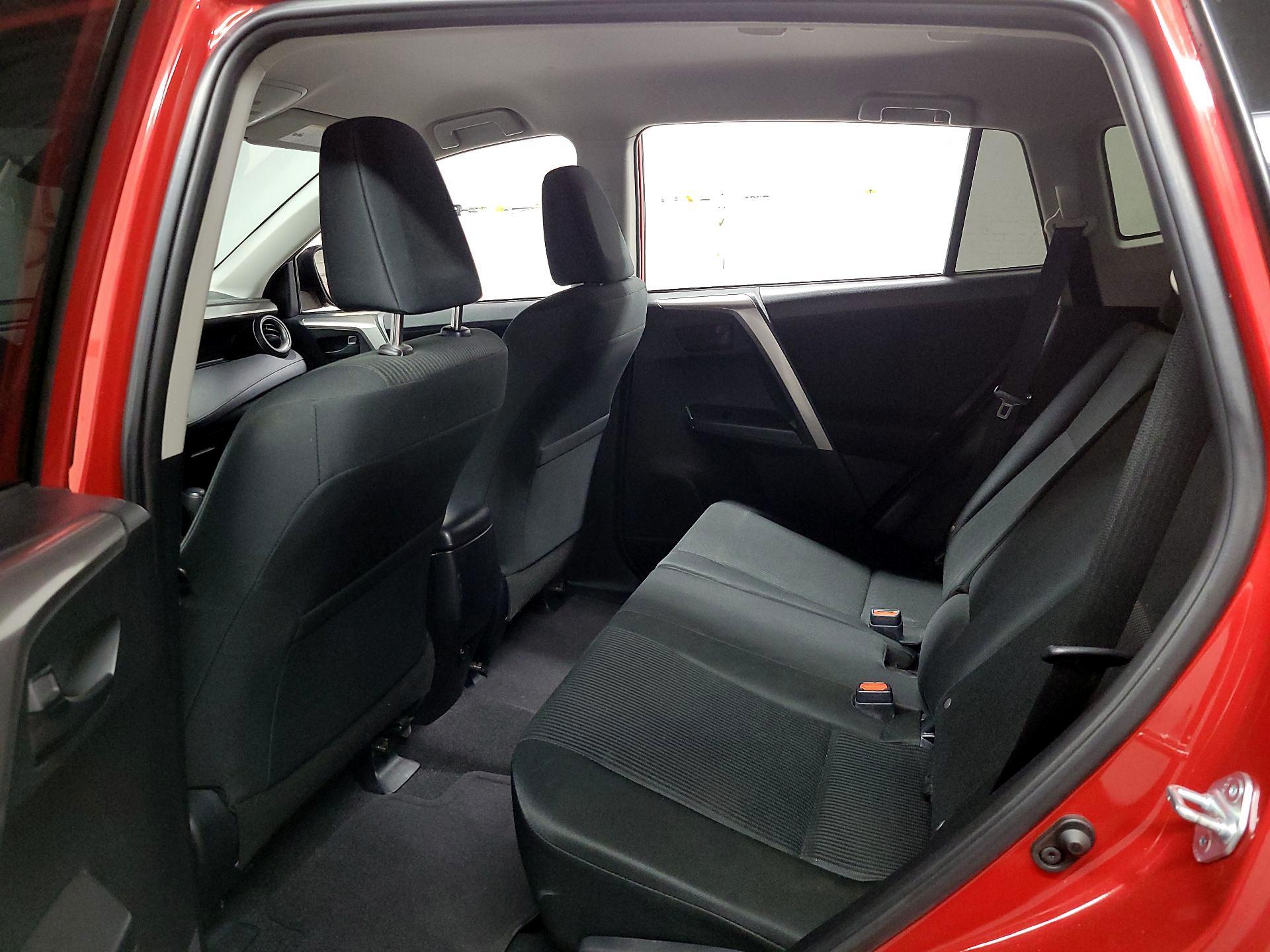 Thumbnail: 2017 Toyota RAV4 - 19