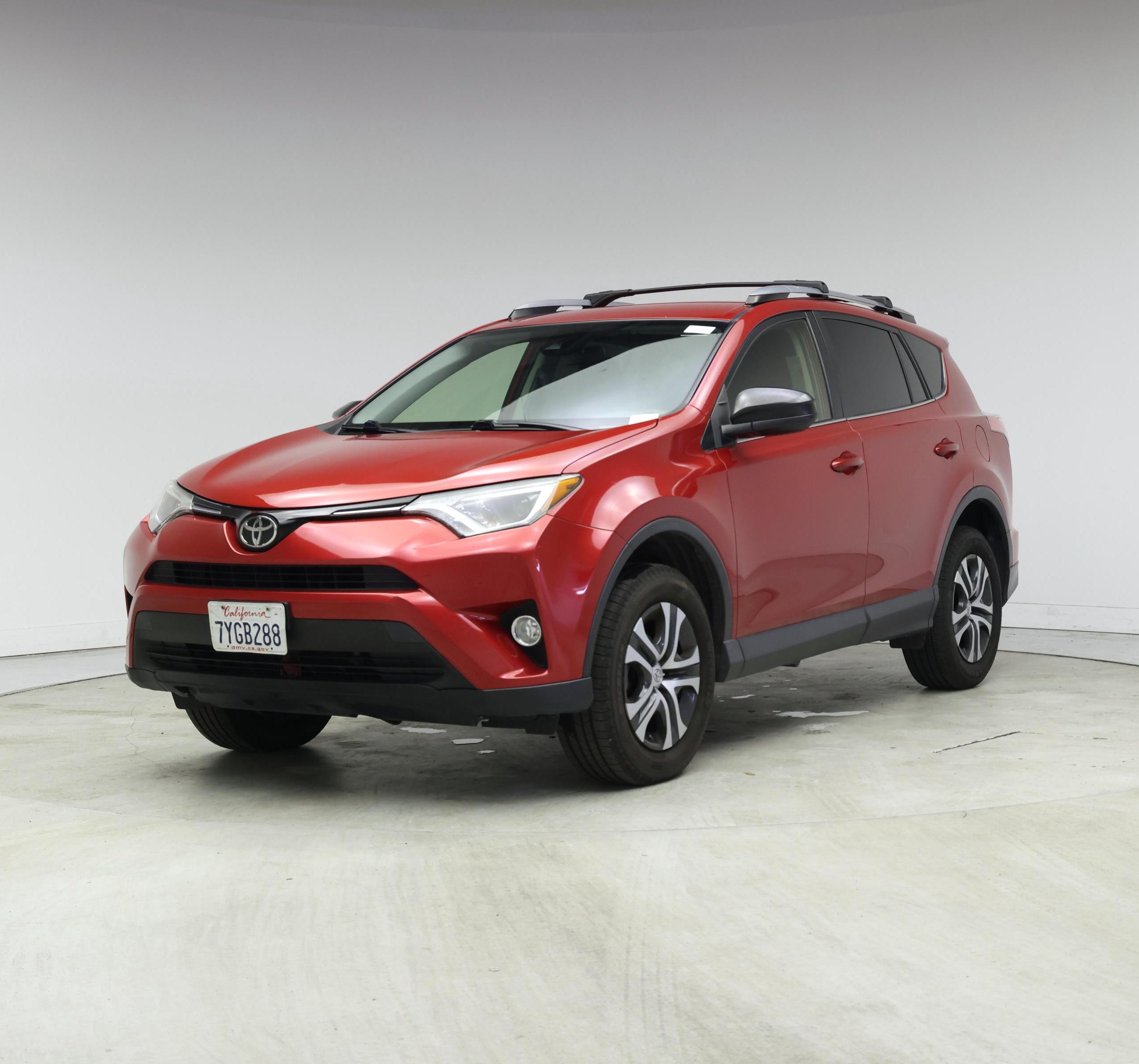 Thumbnail: 2017 Toyota RAV4 - 4