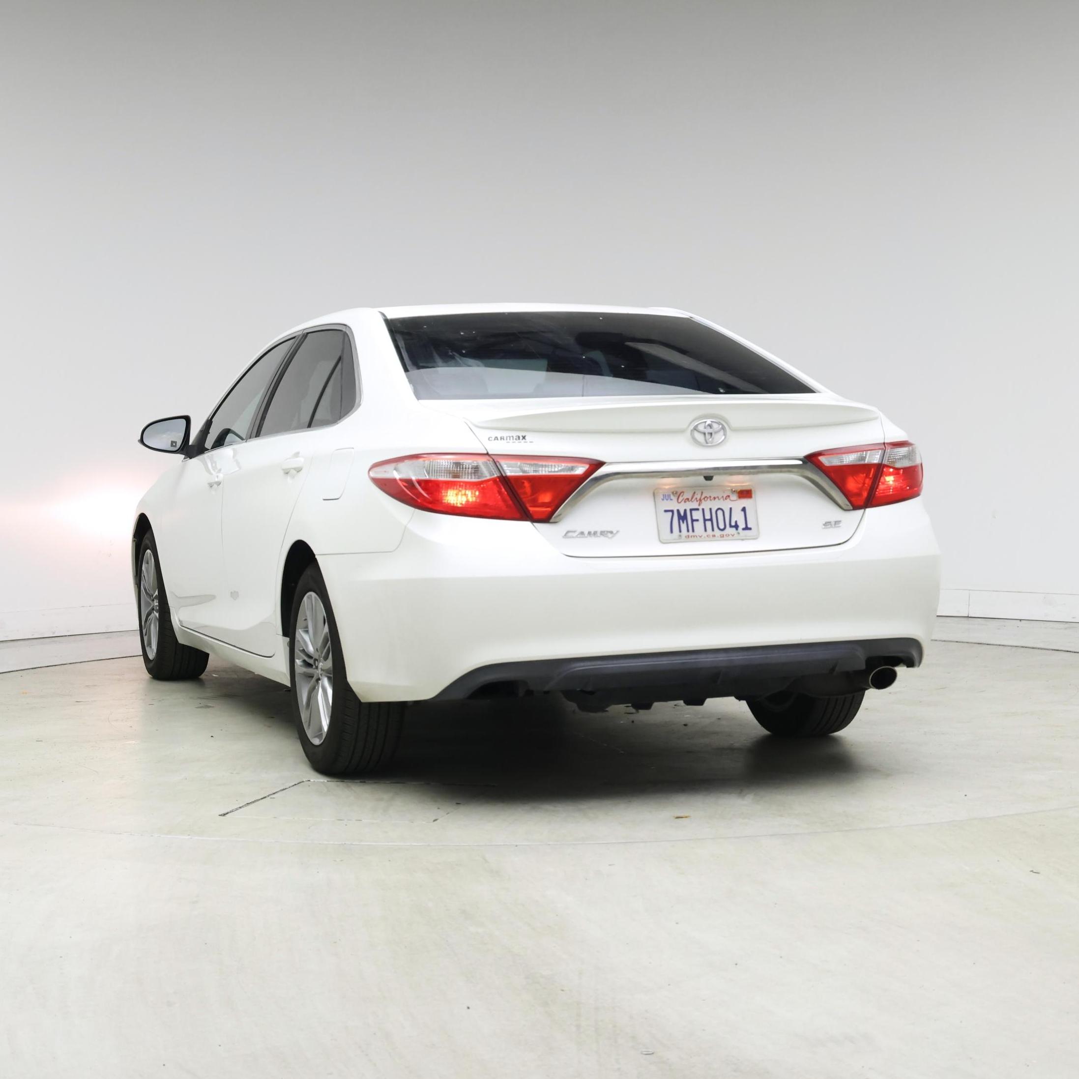 Thumbnail: 2015 Toyota Camry - 2