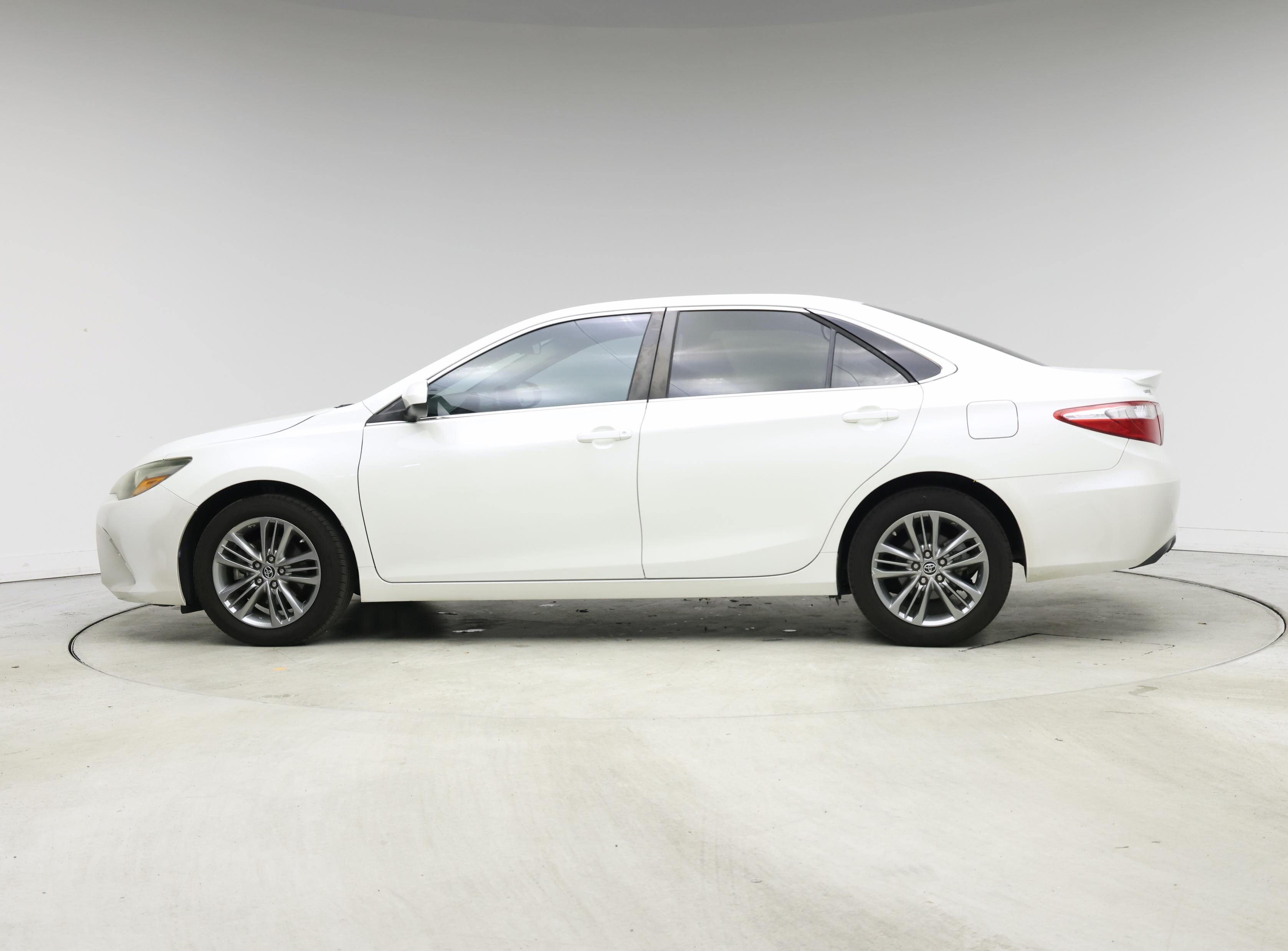 Thumbnail: 2015 Toyota Camry - 3