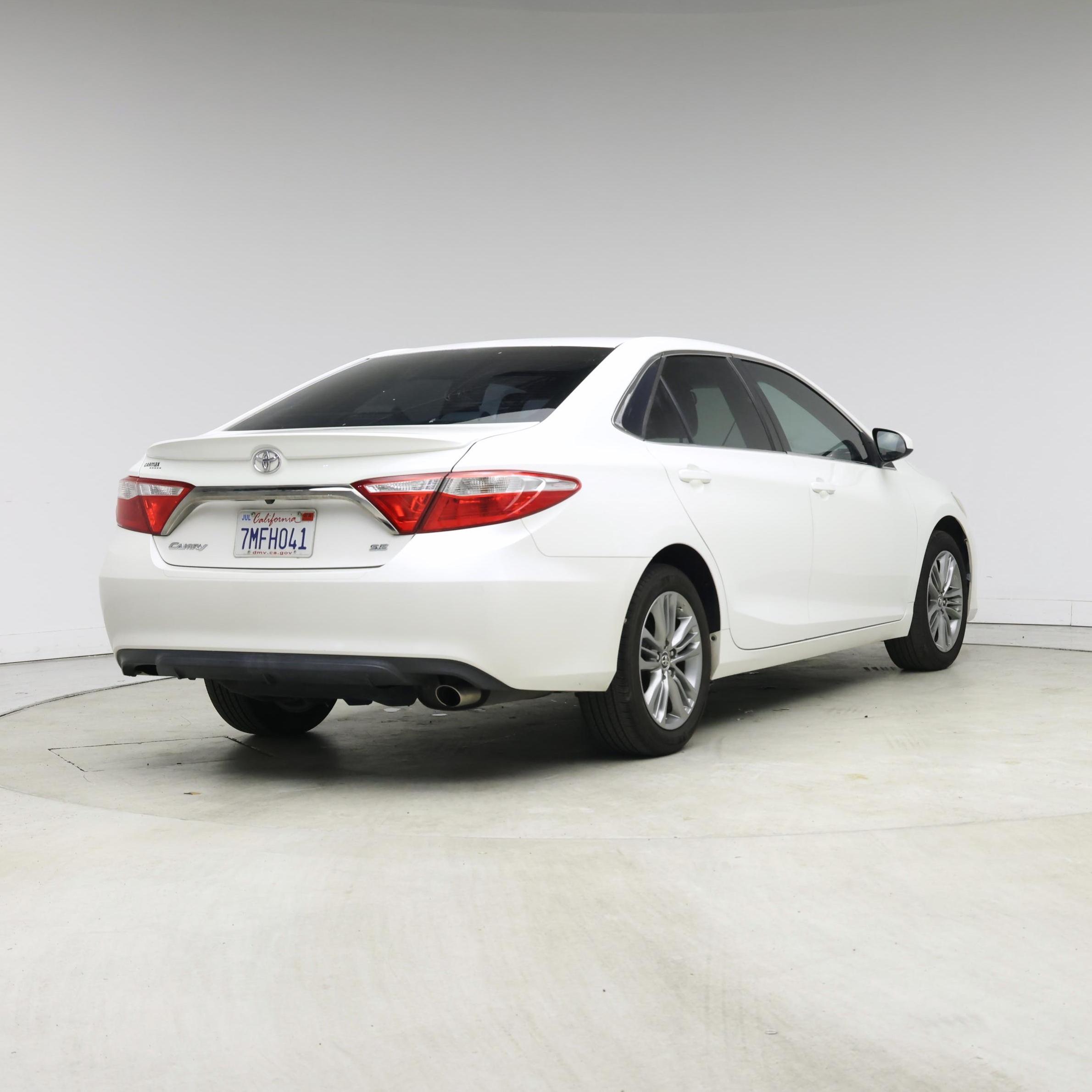 Thumbnail: 2015 Toyota Camry - 8