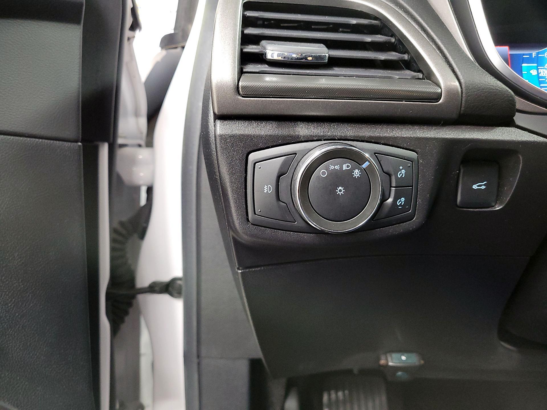 Thumbnail: 2017 Ford Fusion - 13