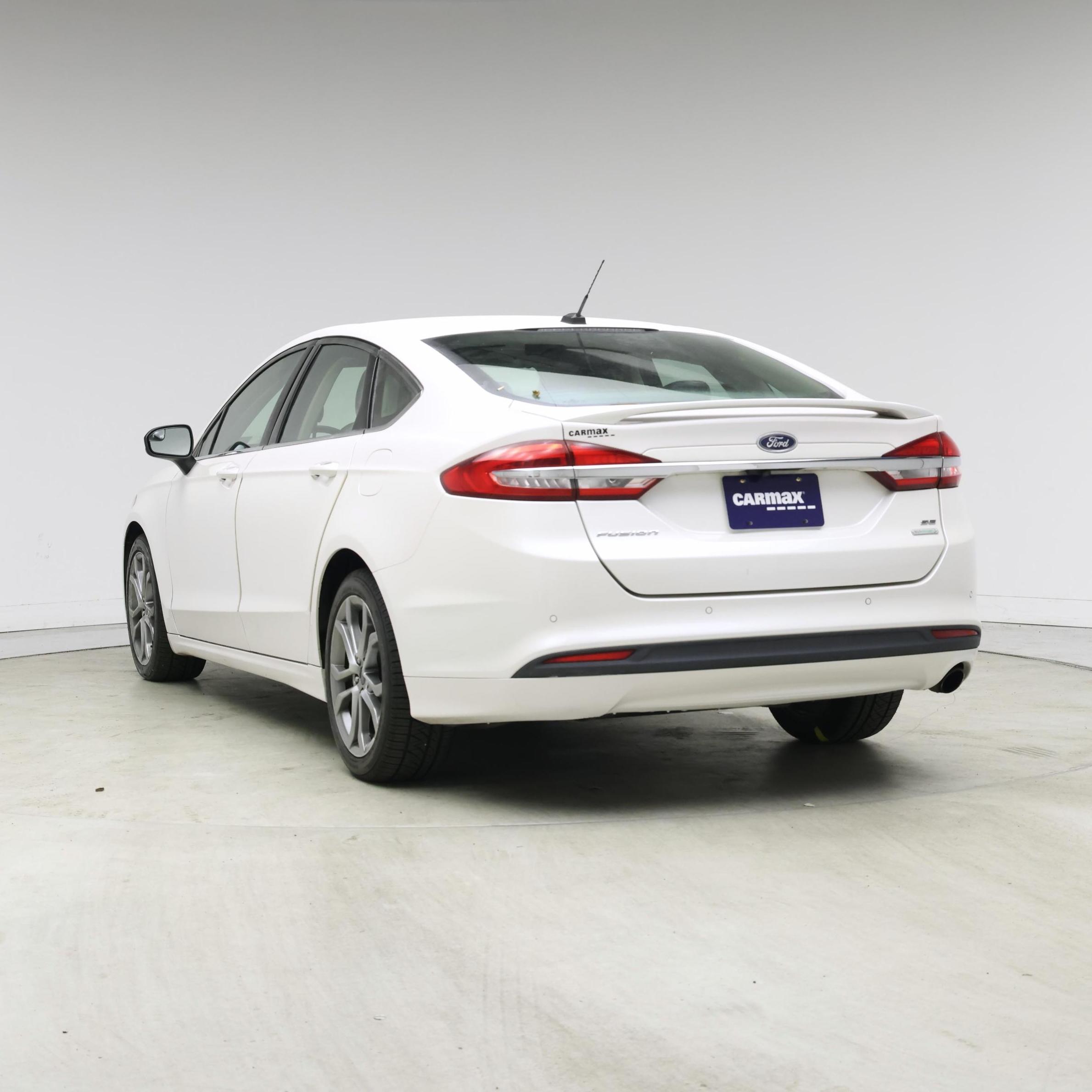 Thumbnail: 2017 Ford Fusion - 2