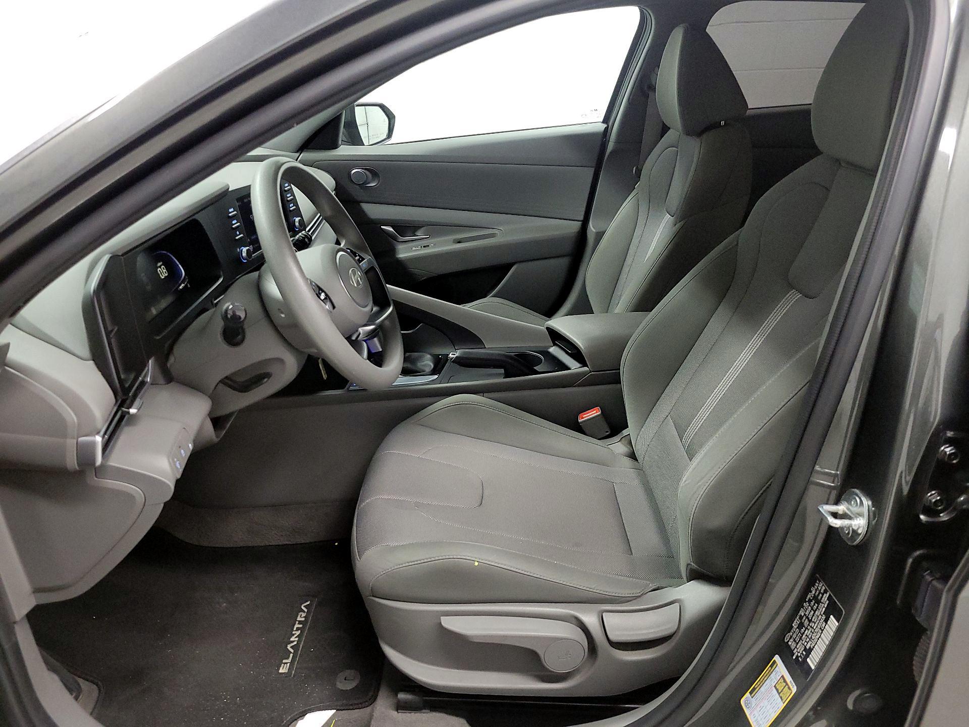 Thumbnail: 2024 Hyundai Elantra - 11