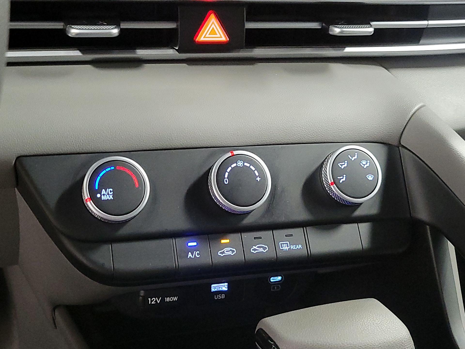 Thumbnail: 2024 Hyundai Elantra - 16