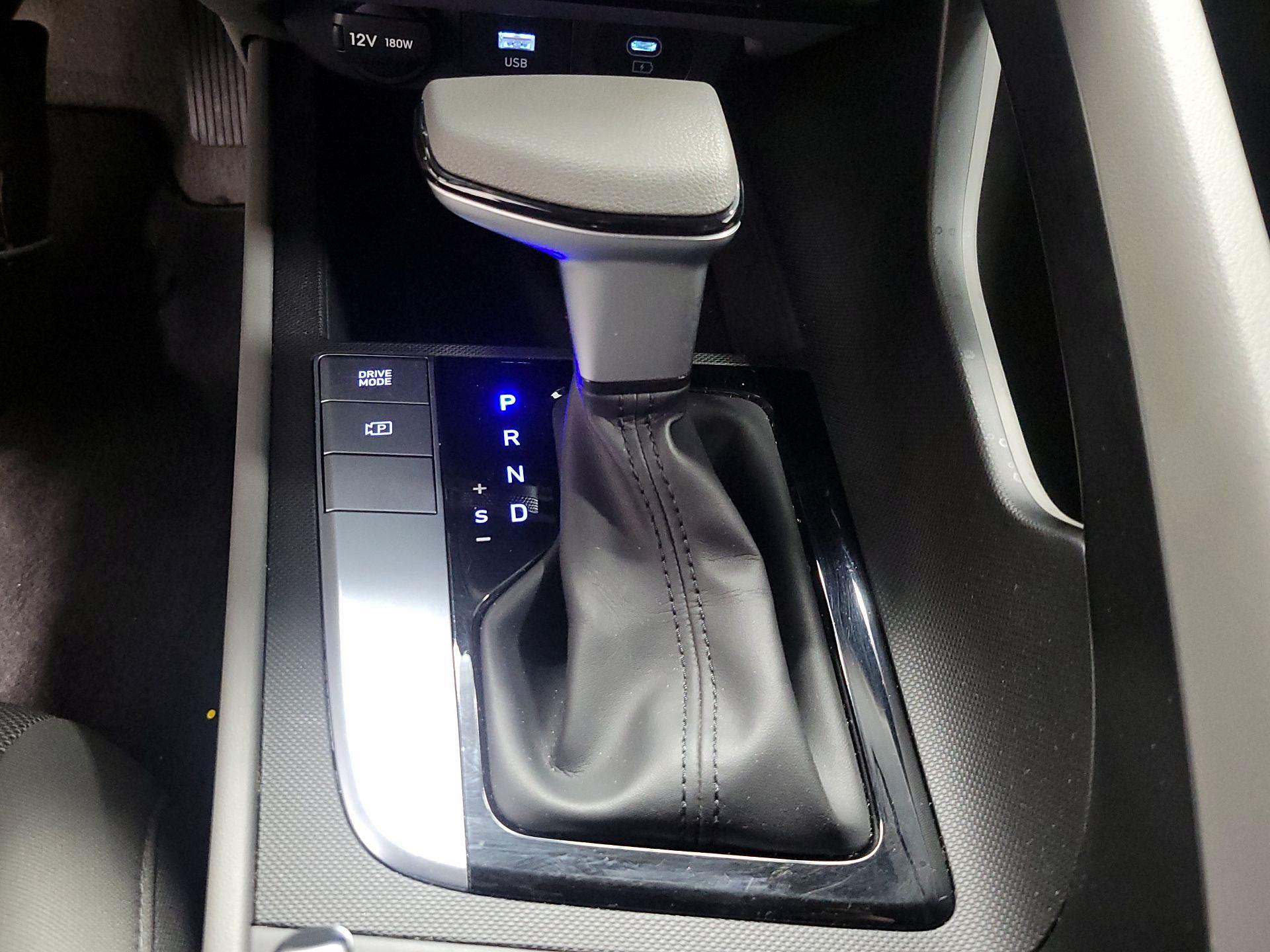 Thumbnail: 2024 Hyundai Elantra - 17