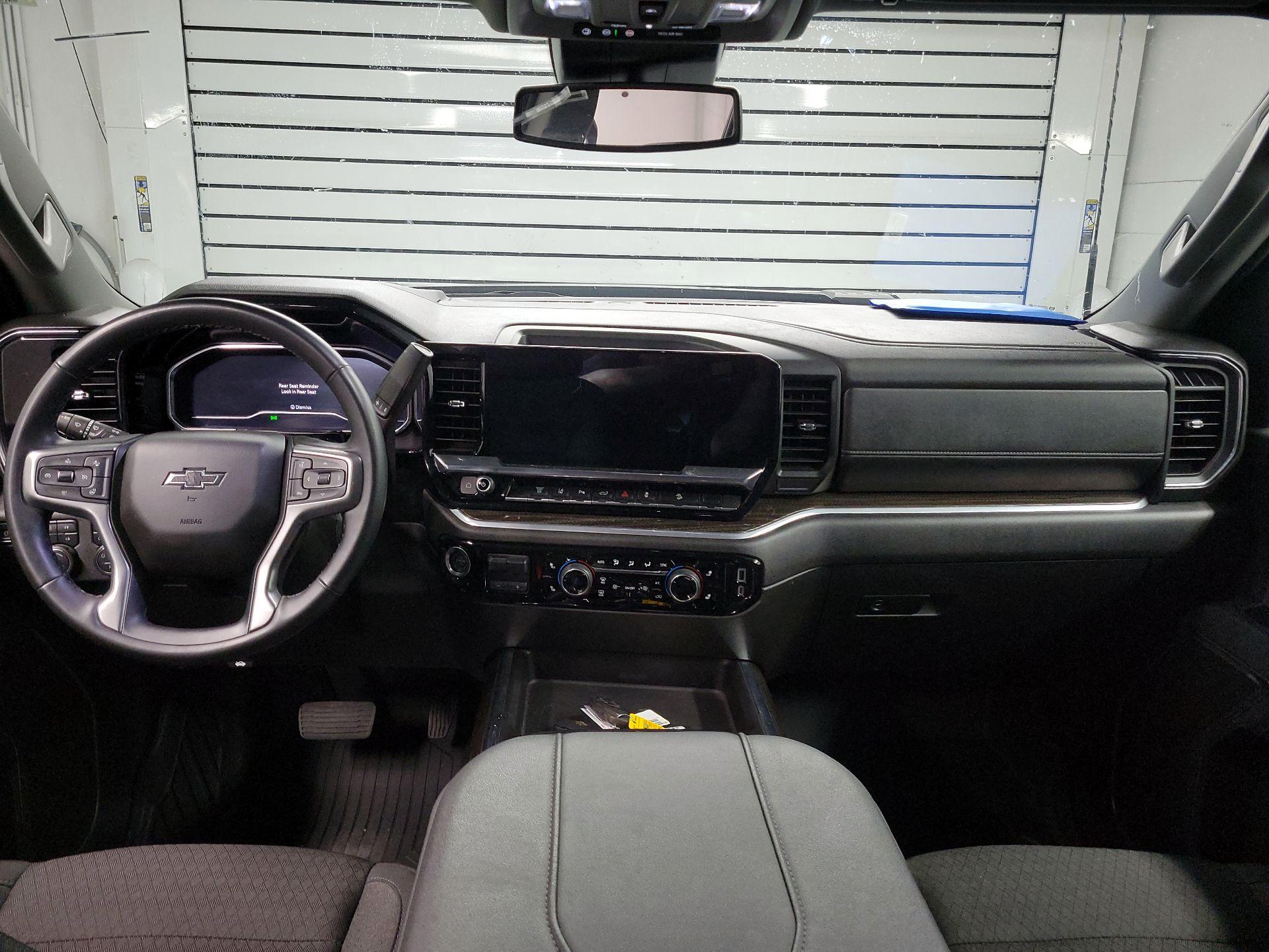 Thumbnail: 2025 Chevrolet Silverado 2500 - 9