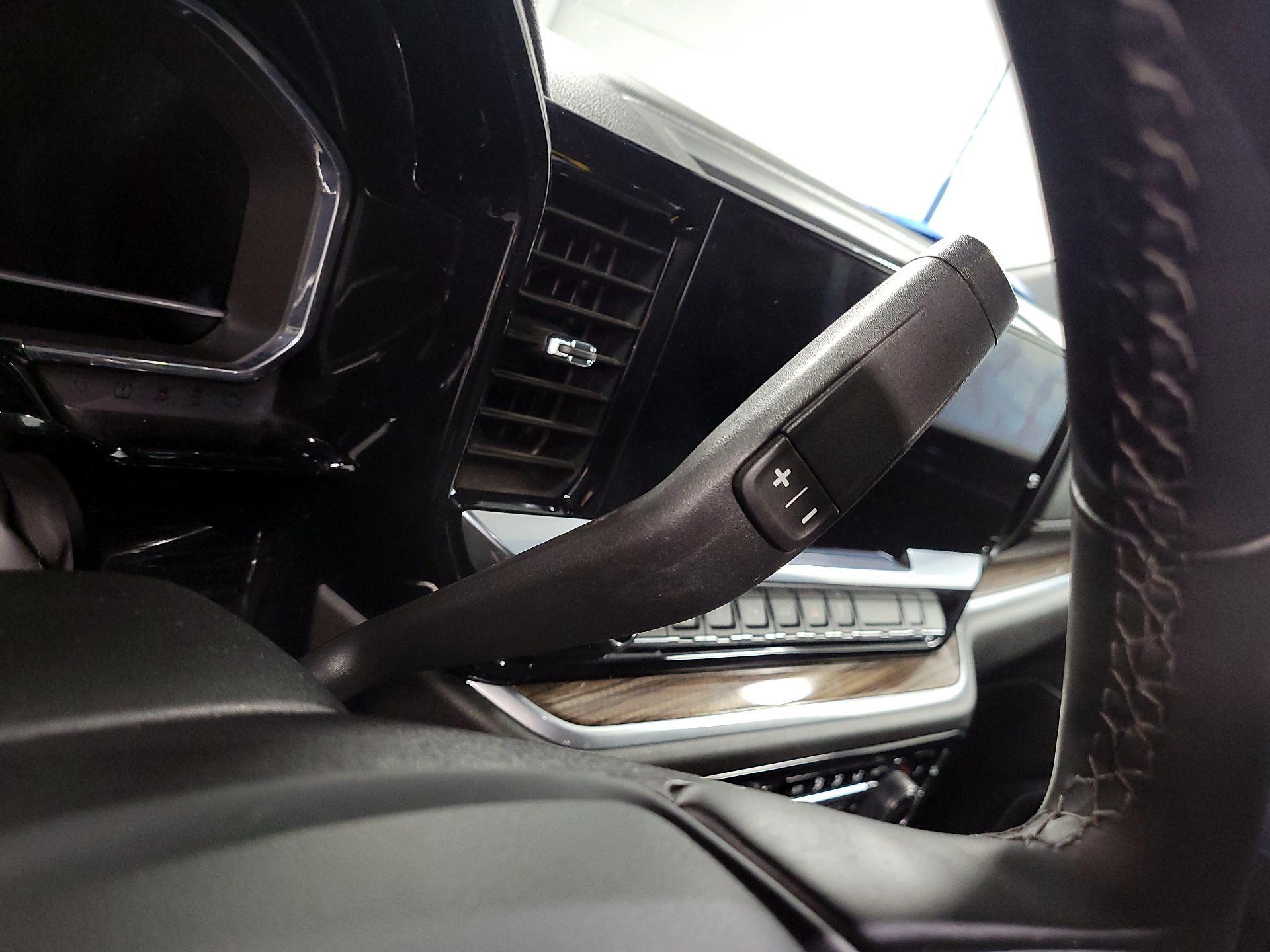 Thumbnail: 2025 Chevrolet Silverado 2500 - 17