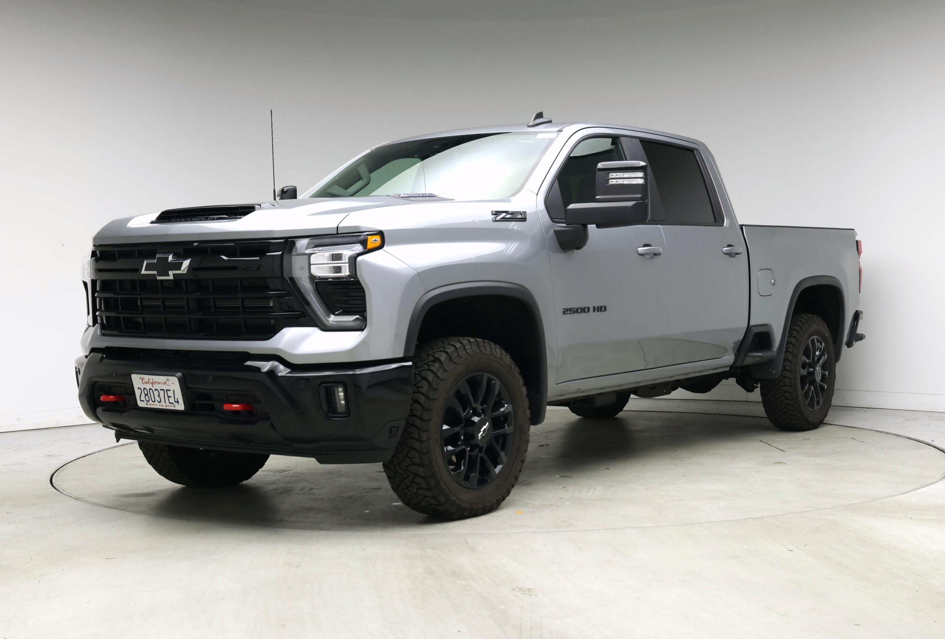 Thumbnail: 2025 Chevrolet Silverado 2500 - 4