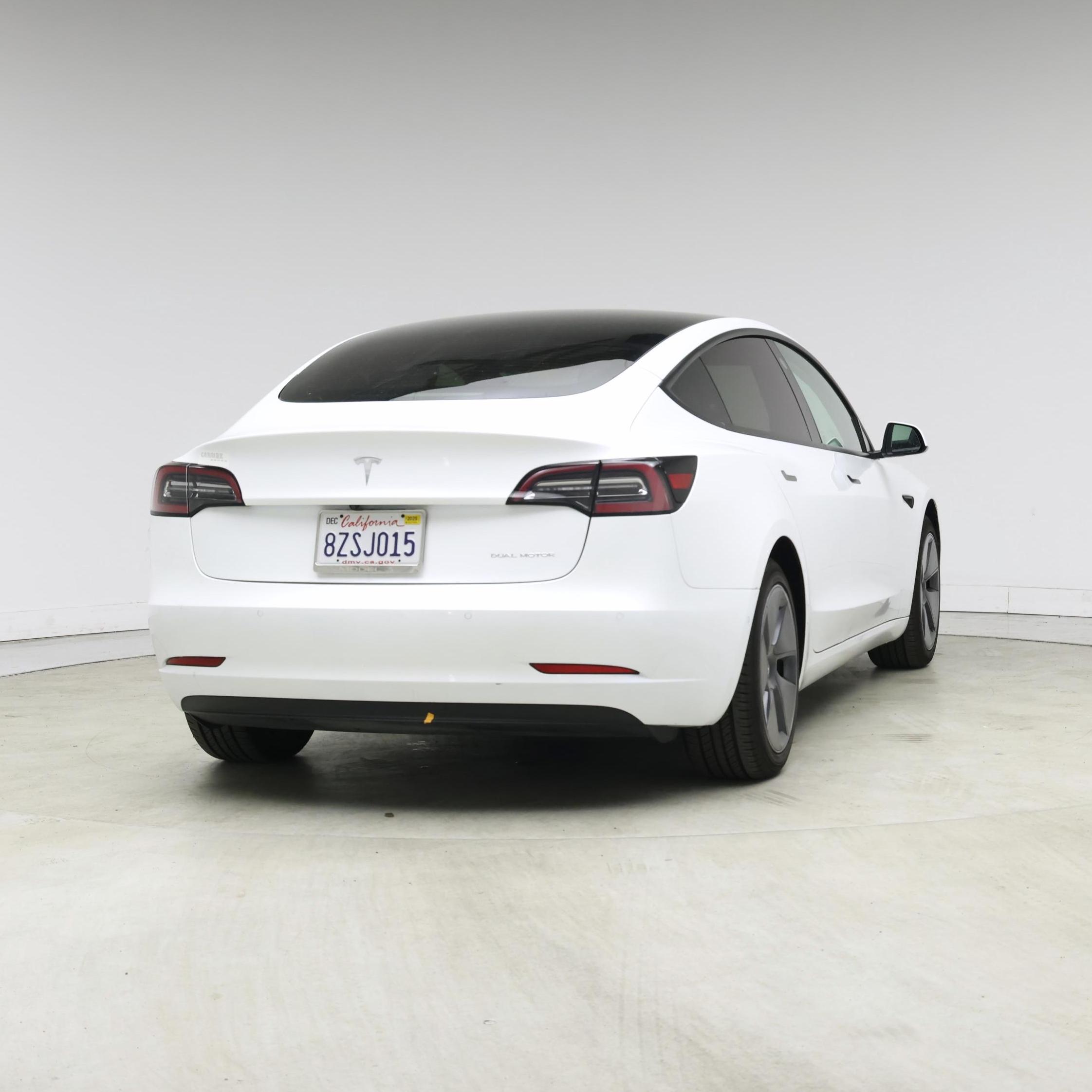 Thumbnail: 2022 Tesla Model 3 - 8