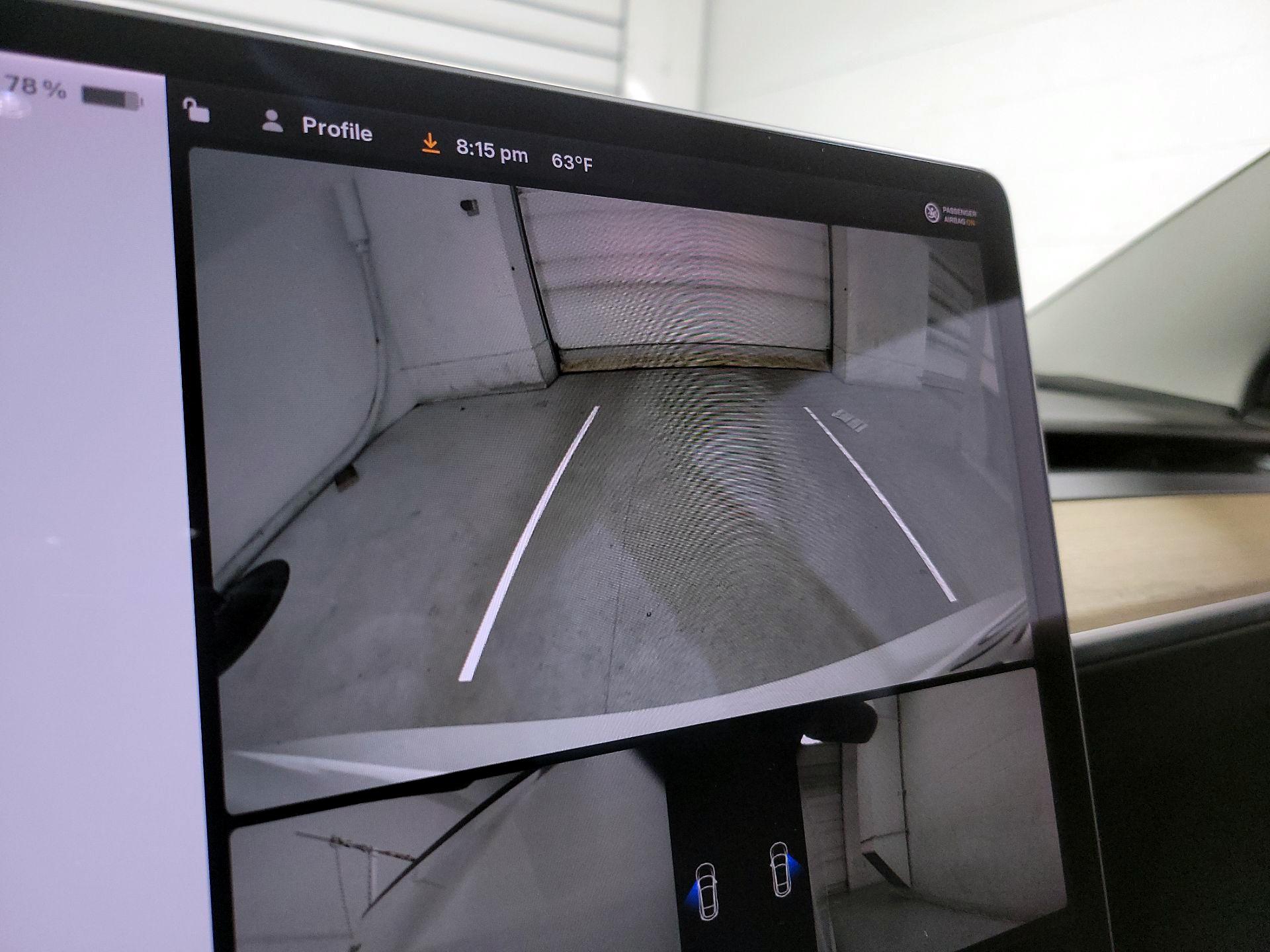 Thumbnail: 2022 Tesla Model 3 - 14