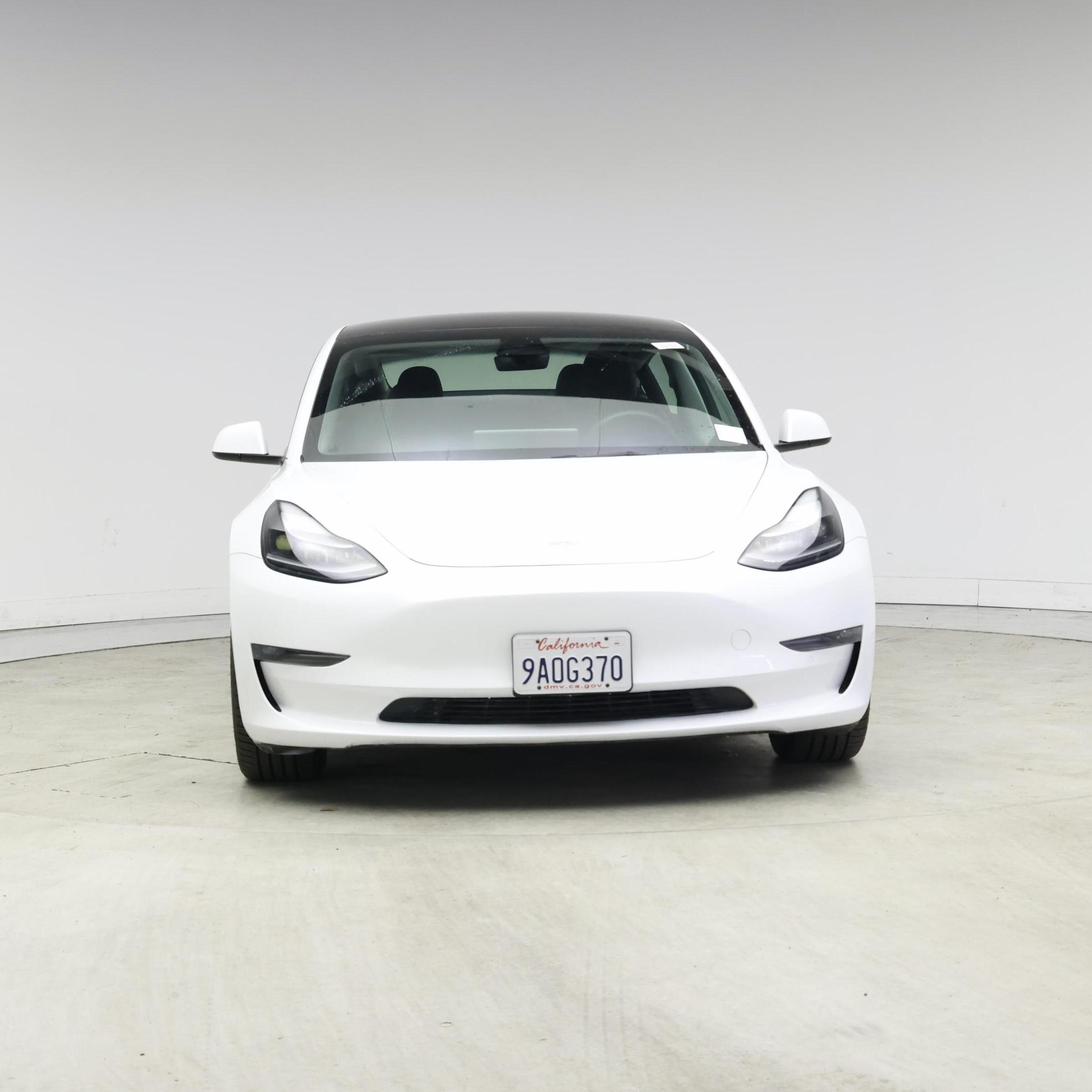 Thumbnail: 2022 Tesla Model 3 - 5