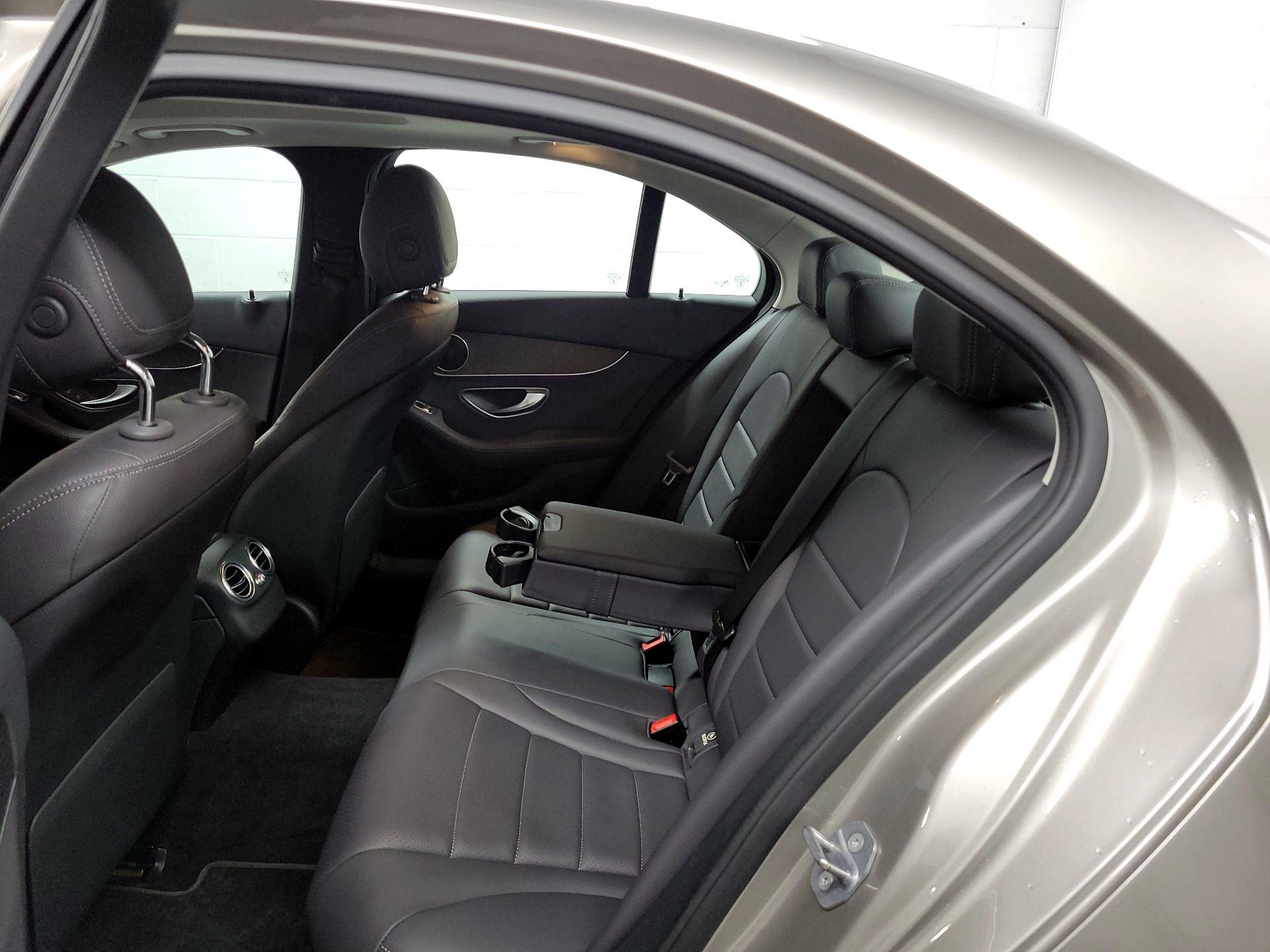 Thumbnail: 2019 Mercedes-Benz C-Class - 18