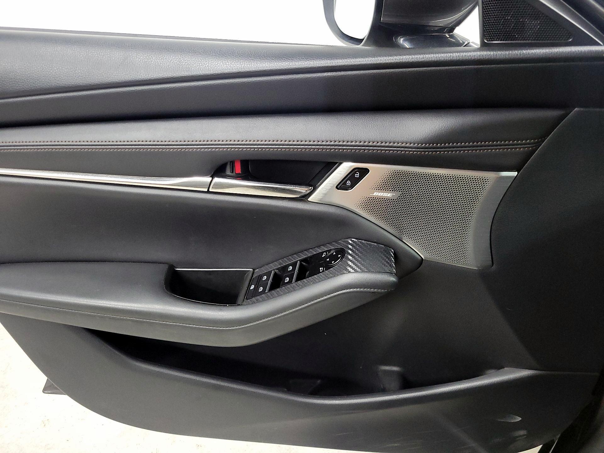 Thumbnail: 2019 Mazda Mazda3 - 12