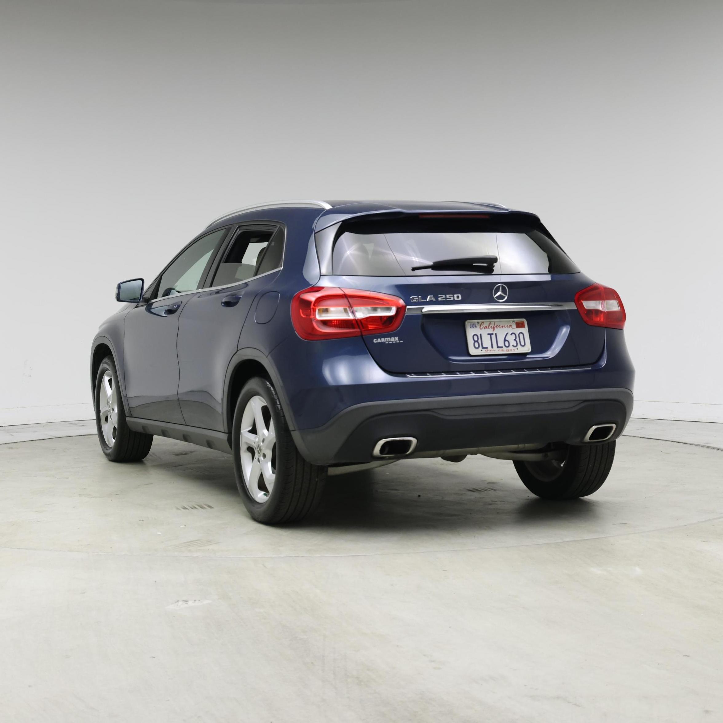 Thumbnail: 2019 Mercedes-Benz GLA - 2