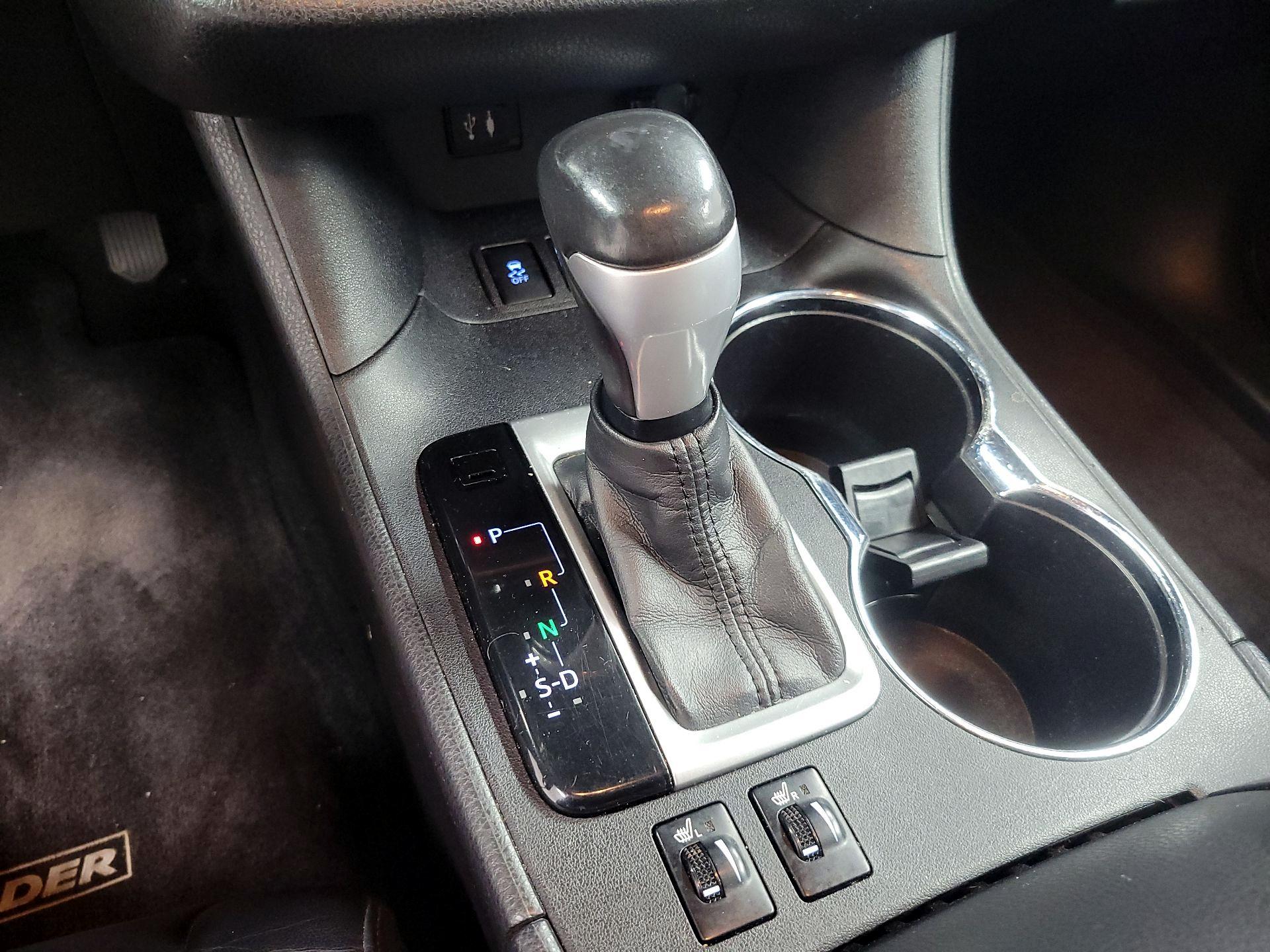 Thumbnail: 2014 Toyota Highlander - 17