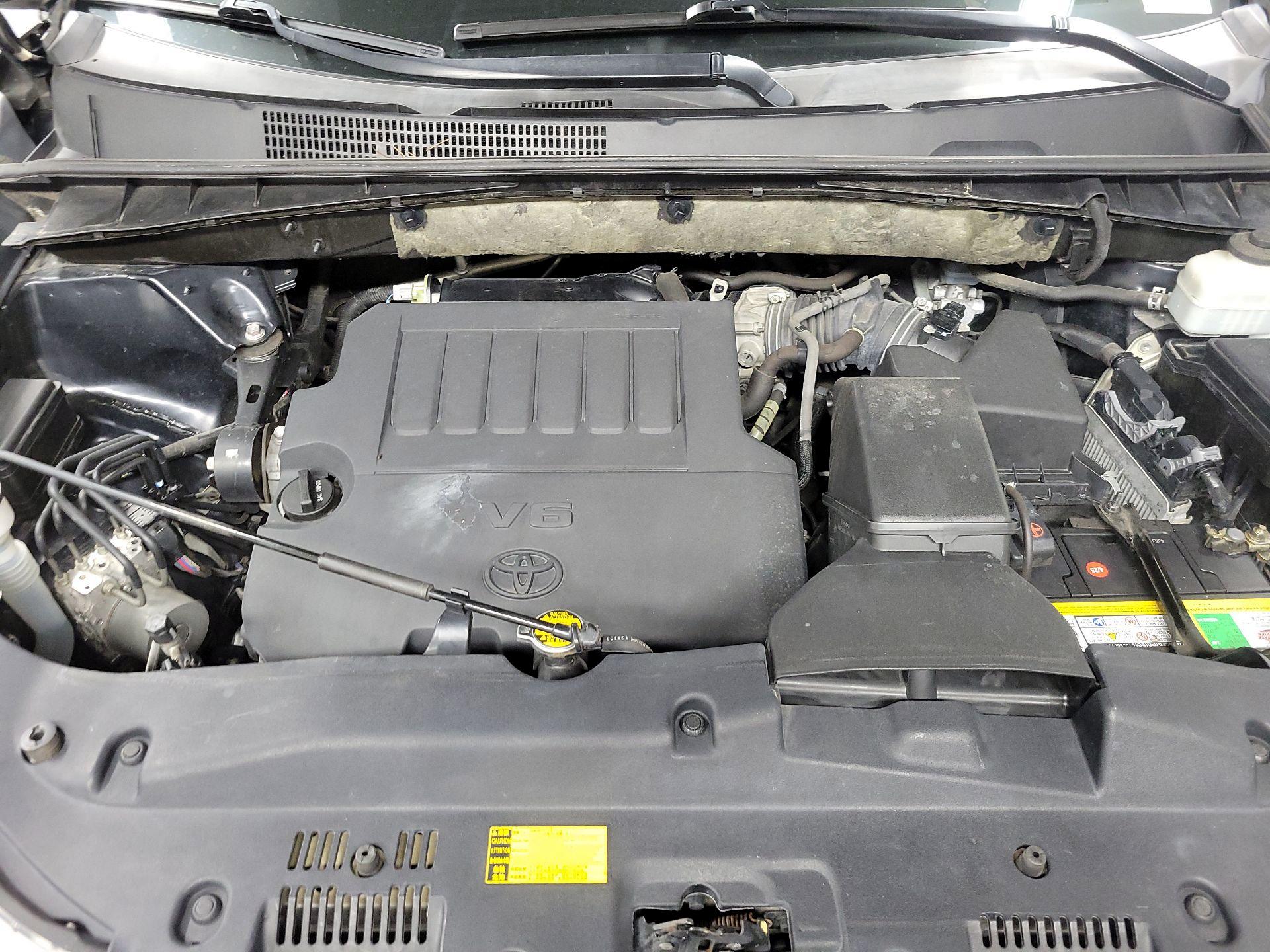 Thumbnail: 2014 Toyota Highlander - 20