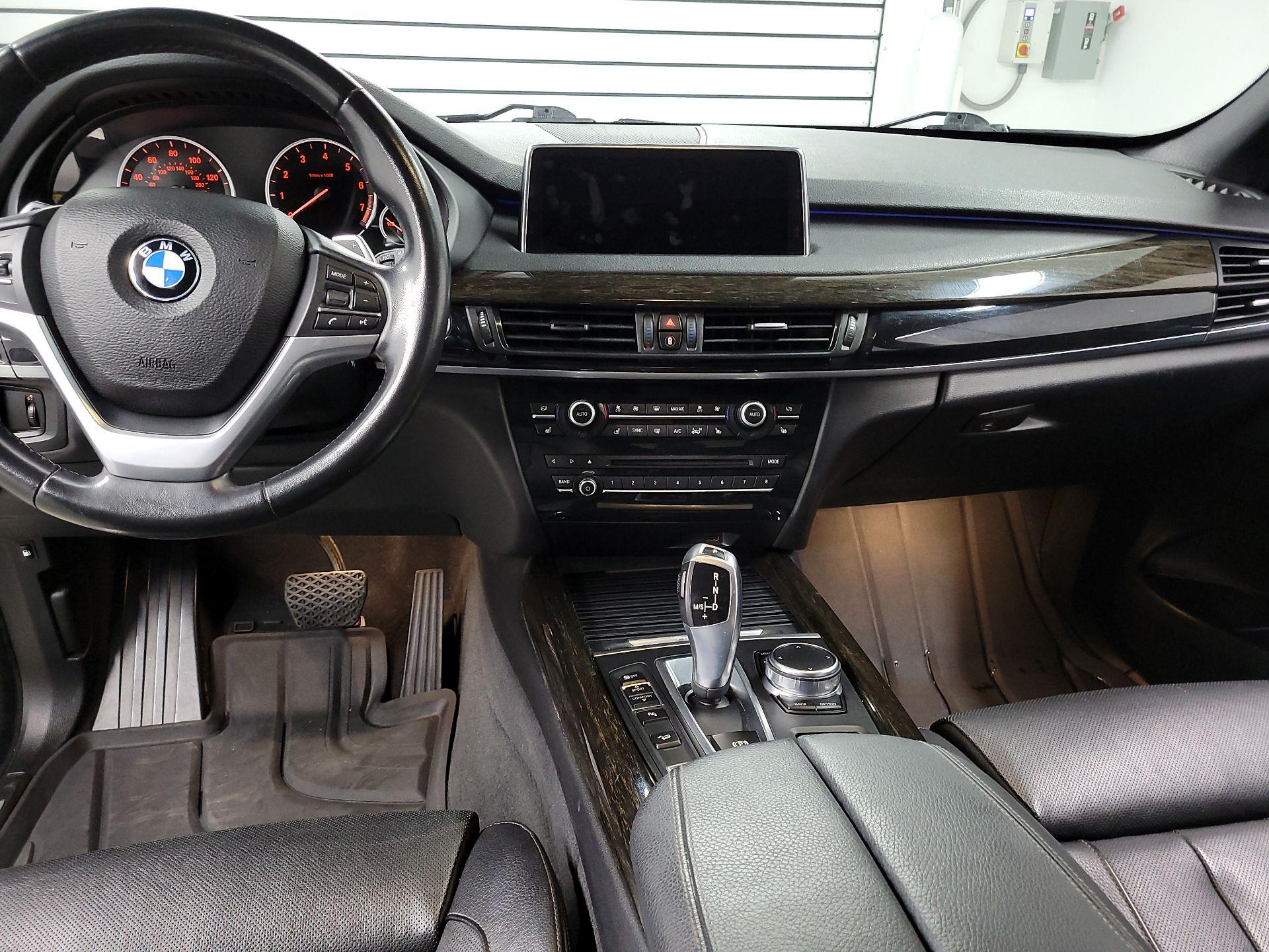 Thumbnail: 2018 BMW X5 - 9