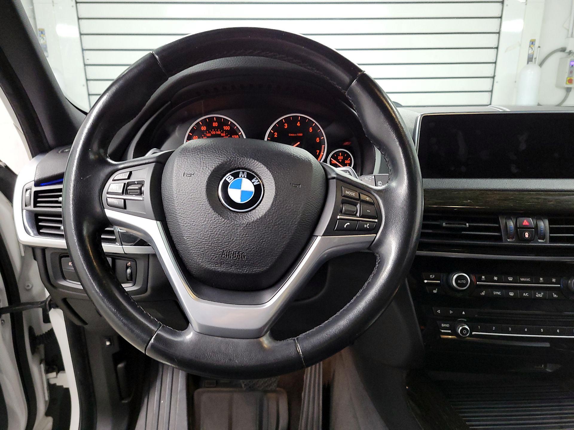 Thumbnail: 2018 BMW X5 - 10