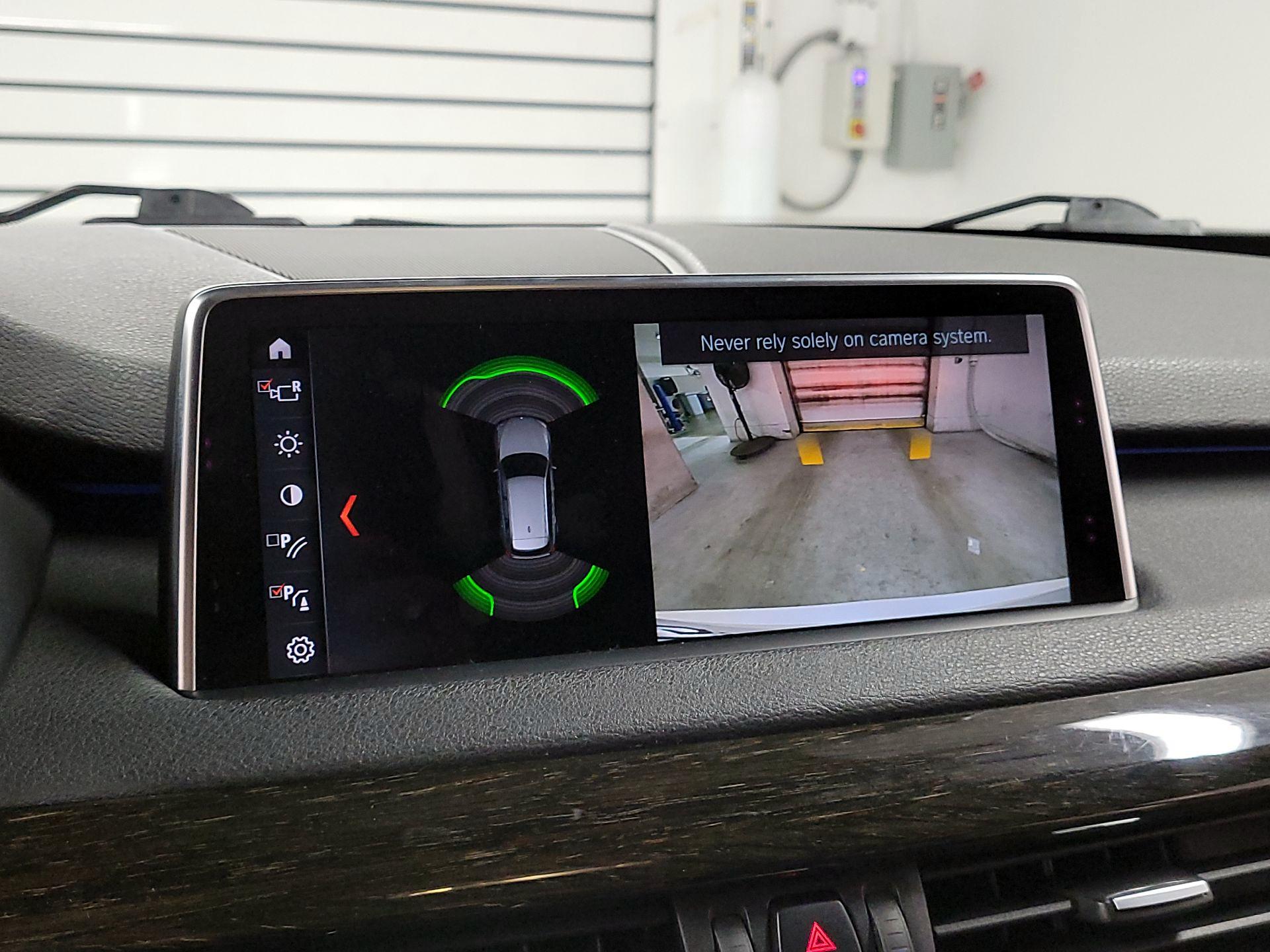 Thumbnail: 2018 BMW X5 - 15