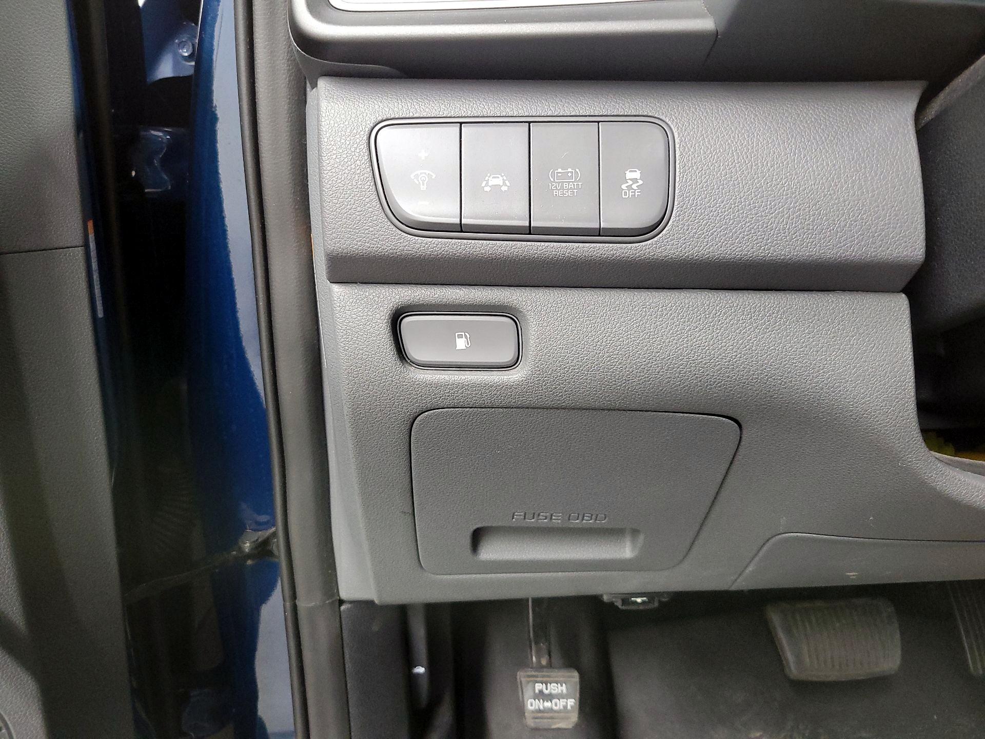 Thumbnail: 2018 Kia Niro - 13