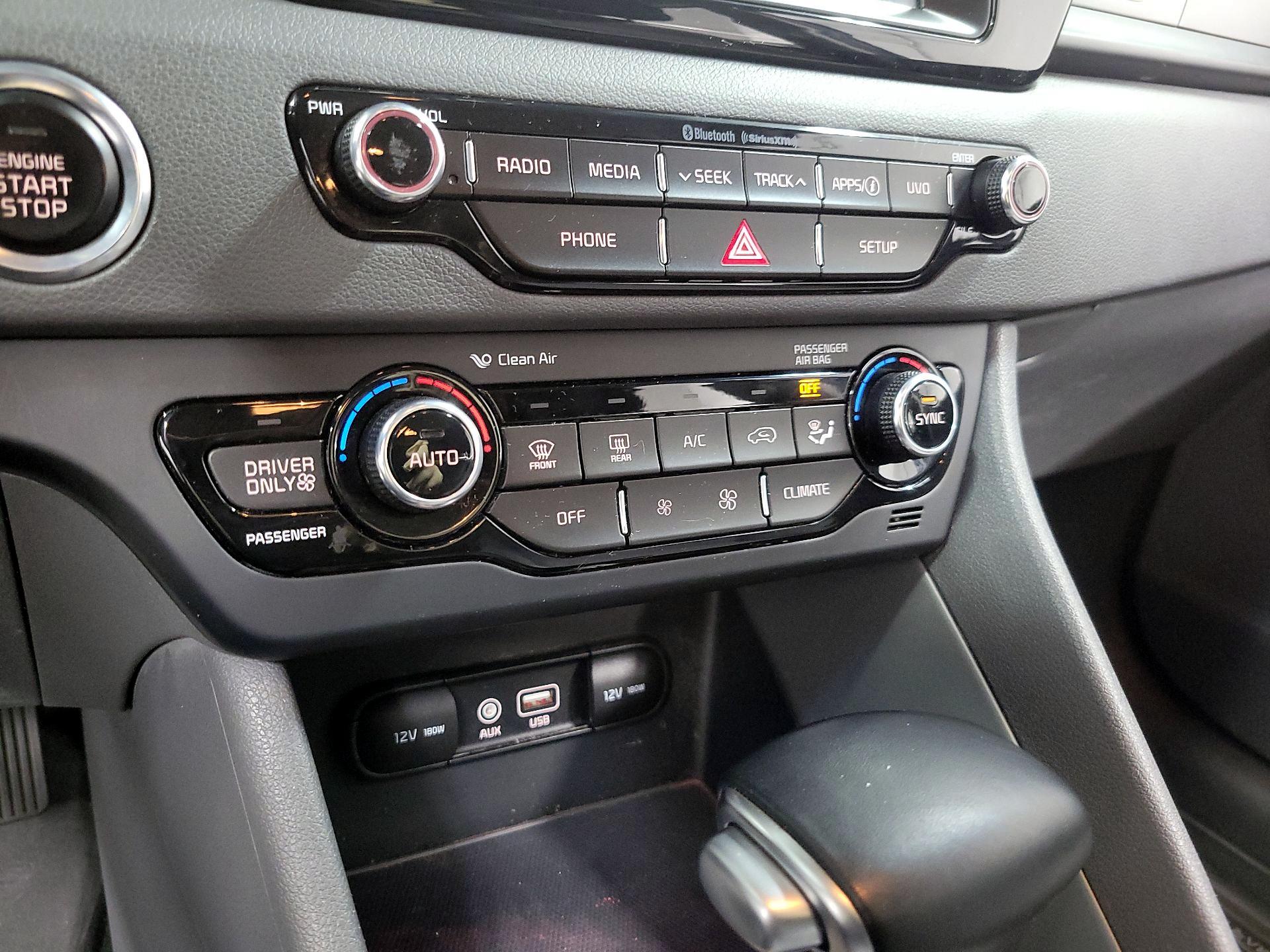 Thumbnail: 2018 Kia Niro - 16