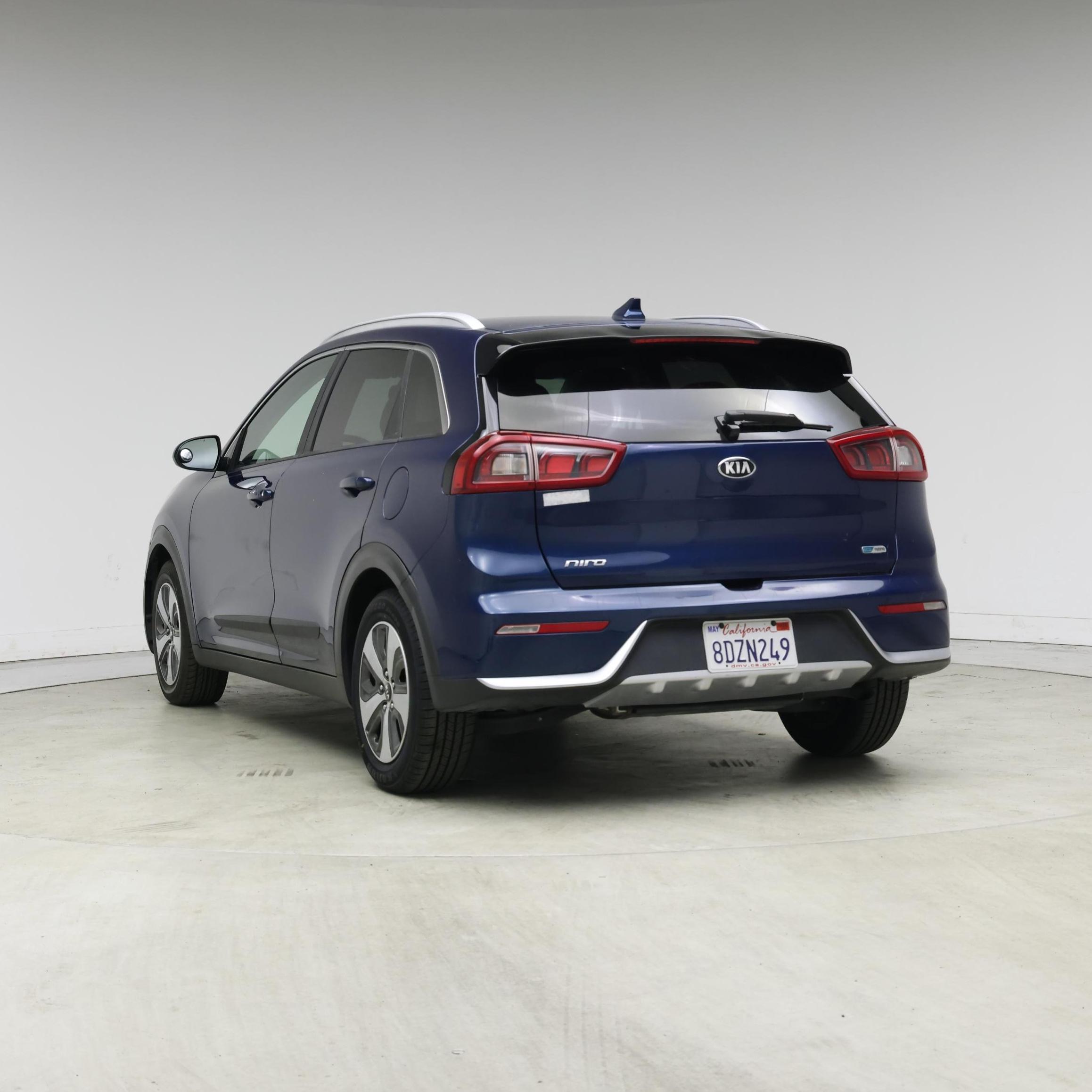 Thumbnail: 2018 Kia Niro - 2