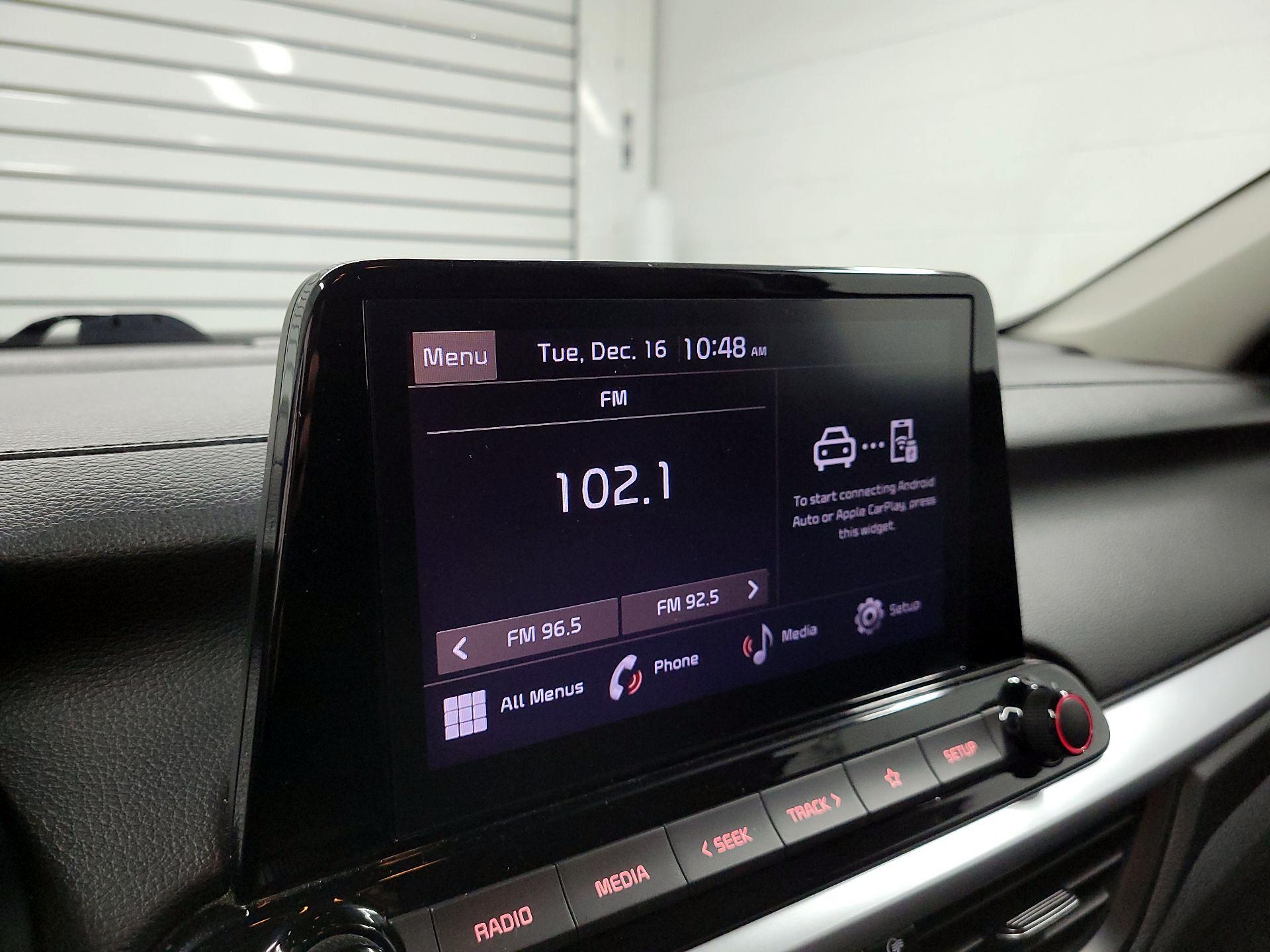 Thumbnail: 2022 Kia Forte - 15