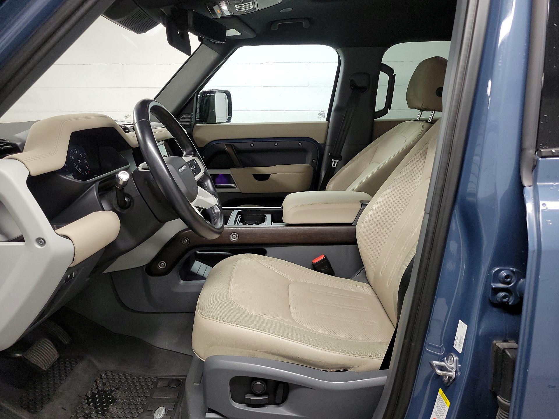 Thumbnail: 2021 Land Rover Defender - 11