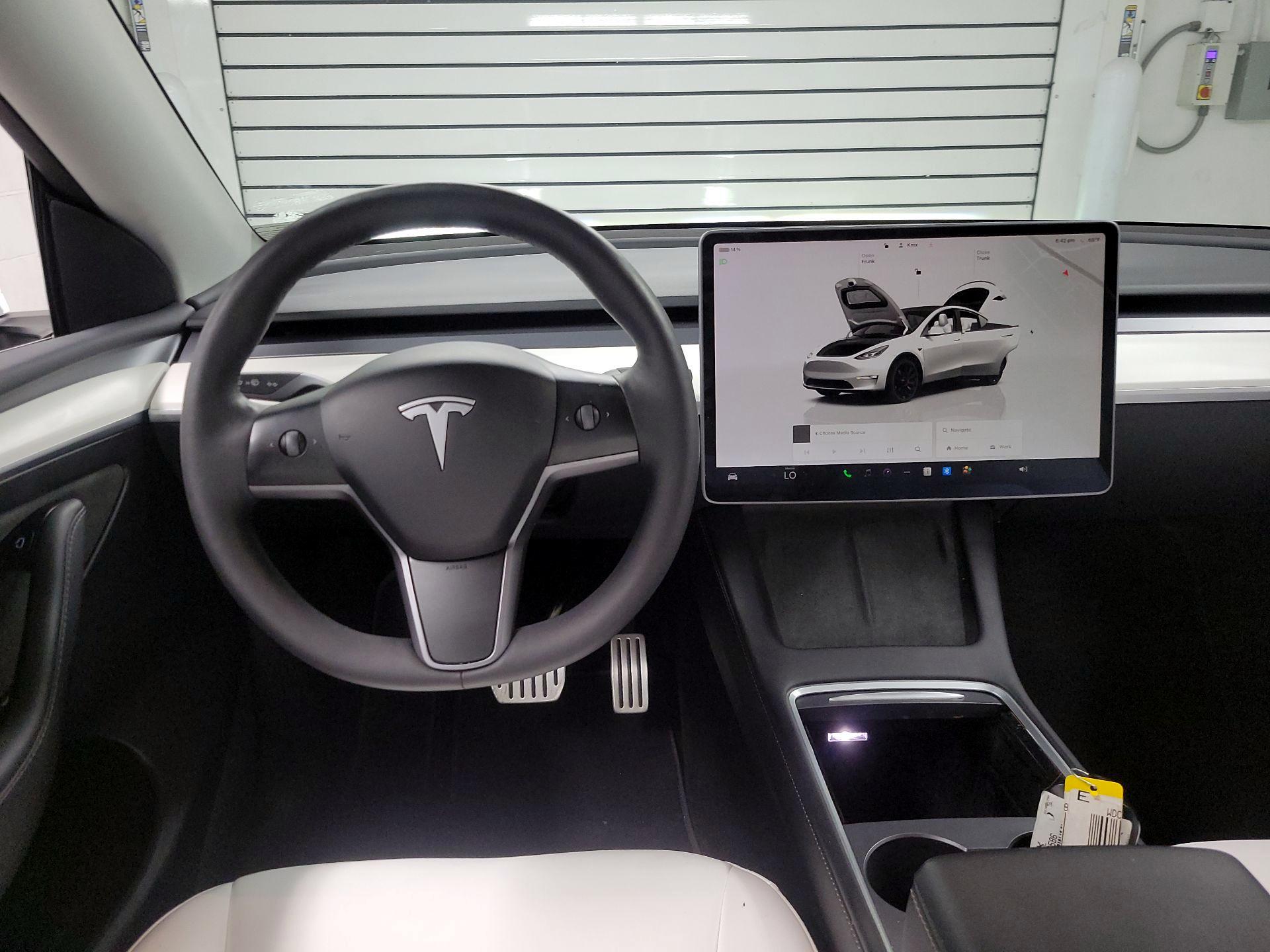 Thumbnail: 2022 Tesla Model Y - 9