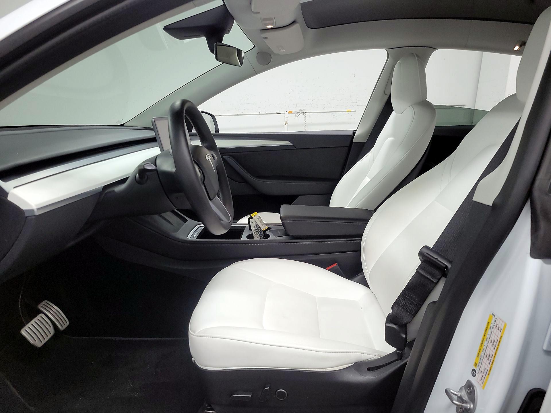 Thumbnail: 2022 Tesla Model Y - 11