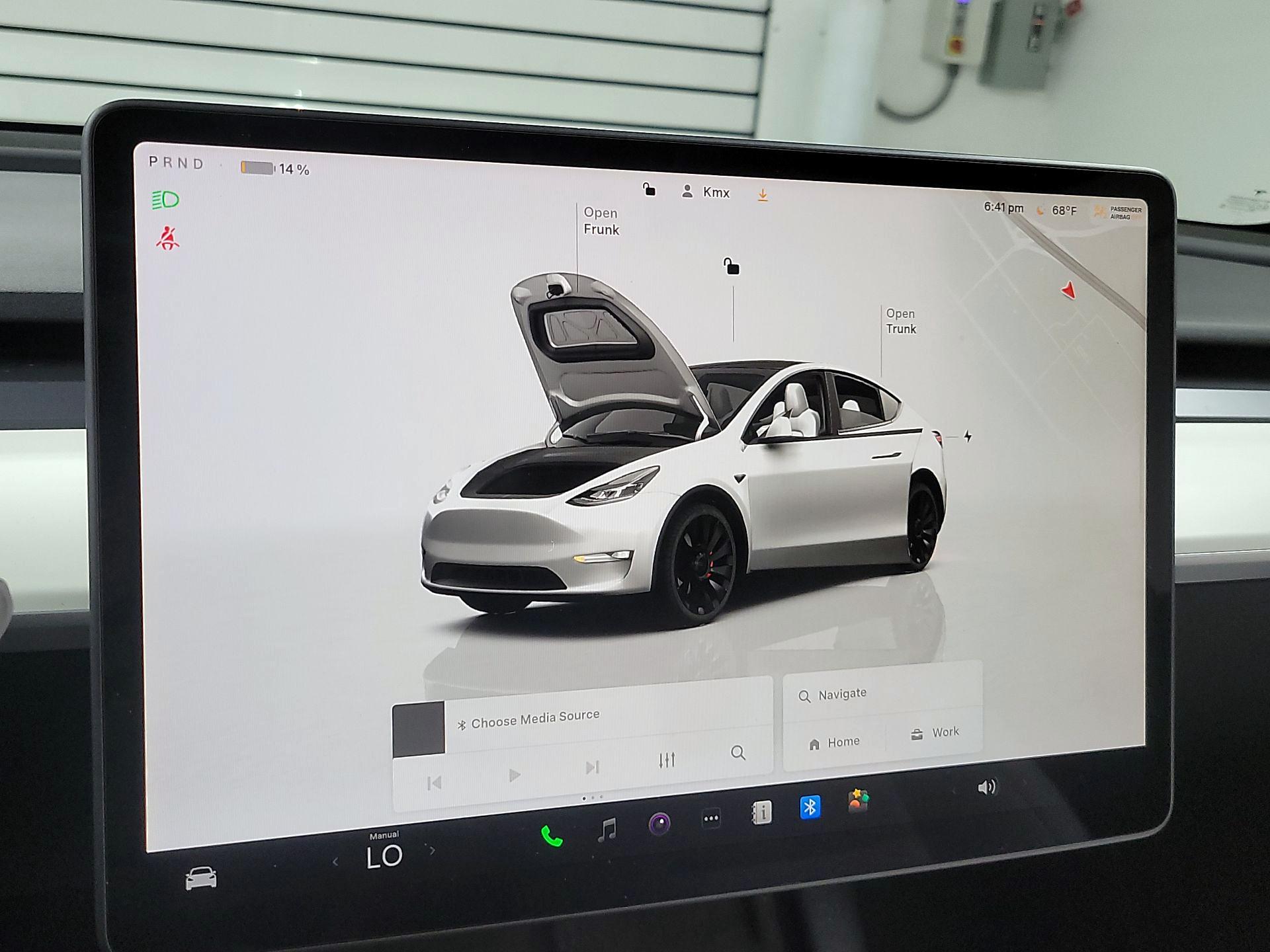Thumbnail: 2022 Tesla Model Y - 14