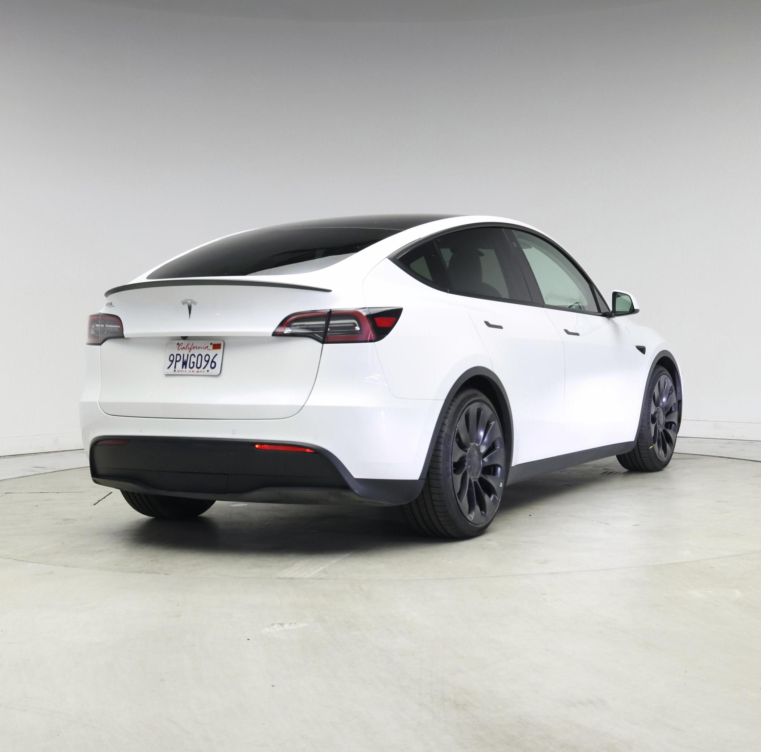 Thumbnail: 2022 Tesla Model Y - 8