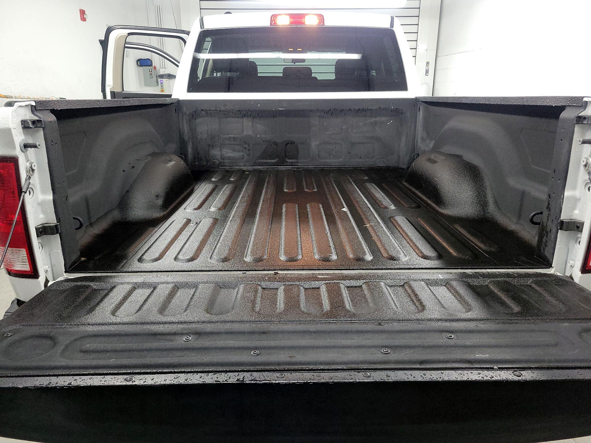 Thumbnail: 2022 RAM 1500 Classic - 20