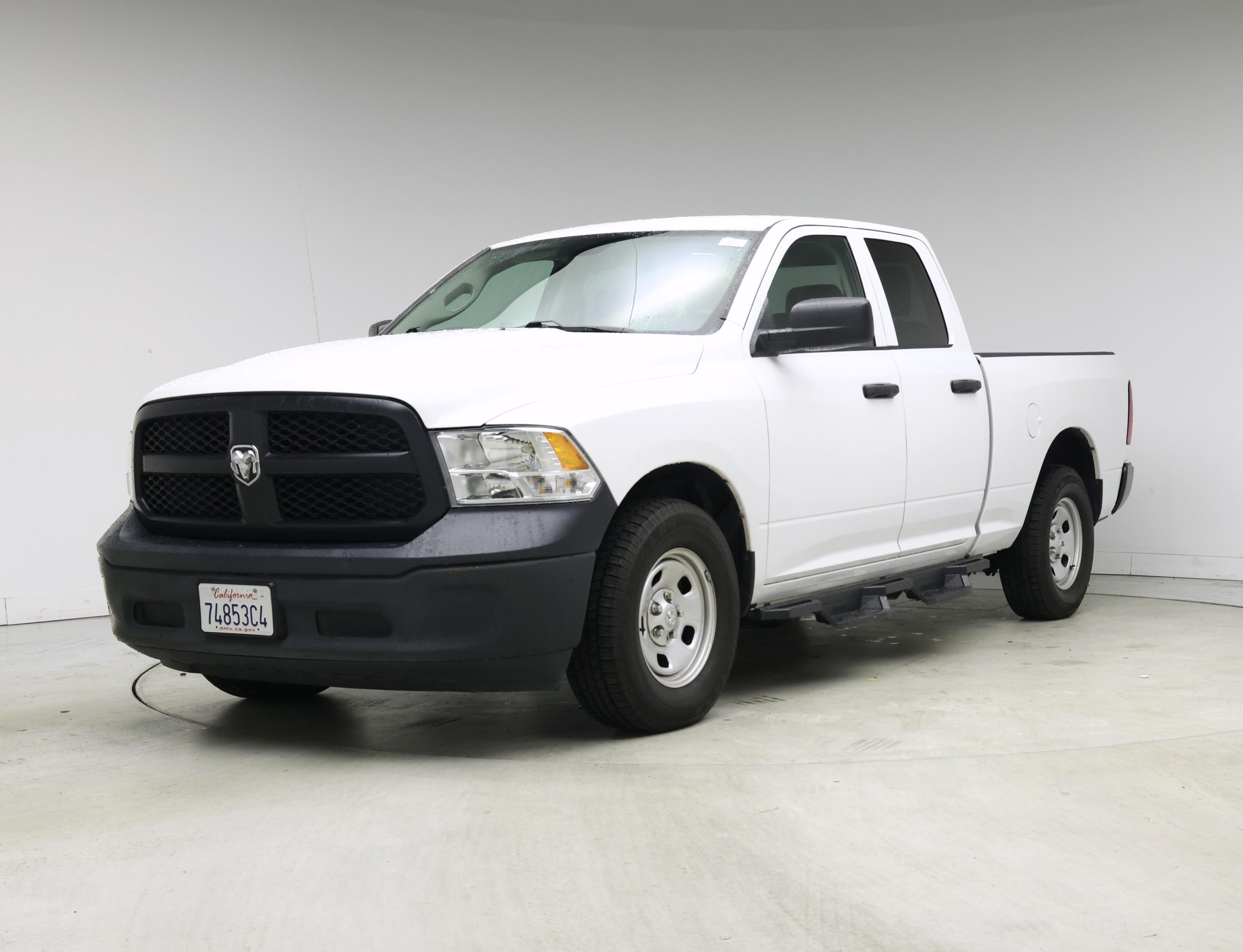 Thumbnail: 2022 RAM 1500 Classic - 4