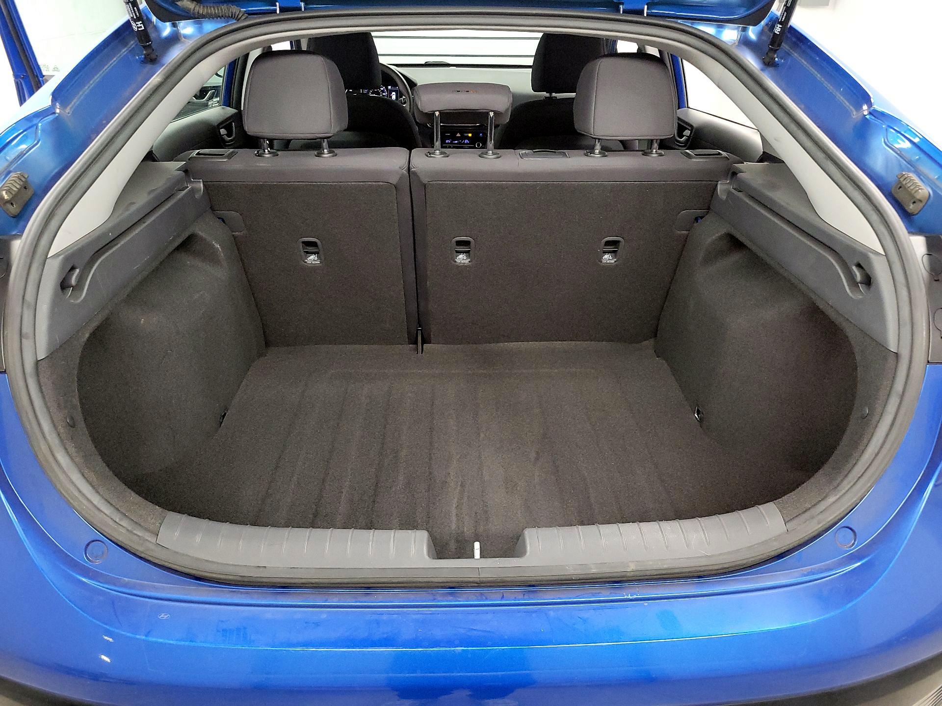 Thumbnail: 2018 Hyundai Ioniq - 20