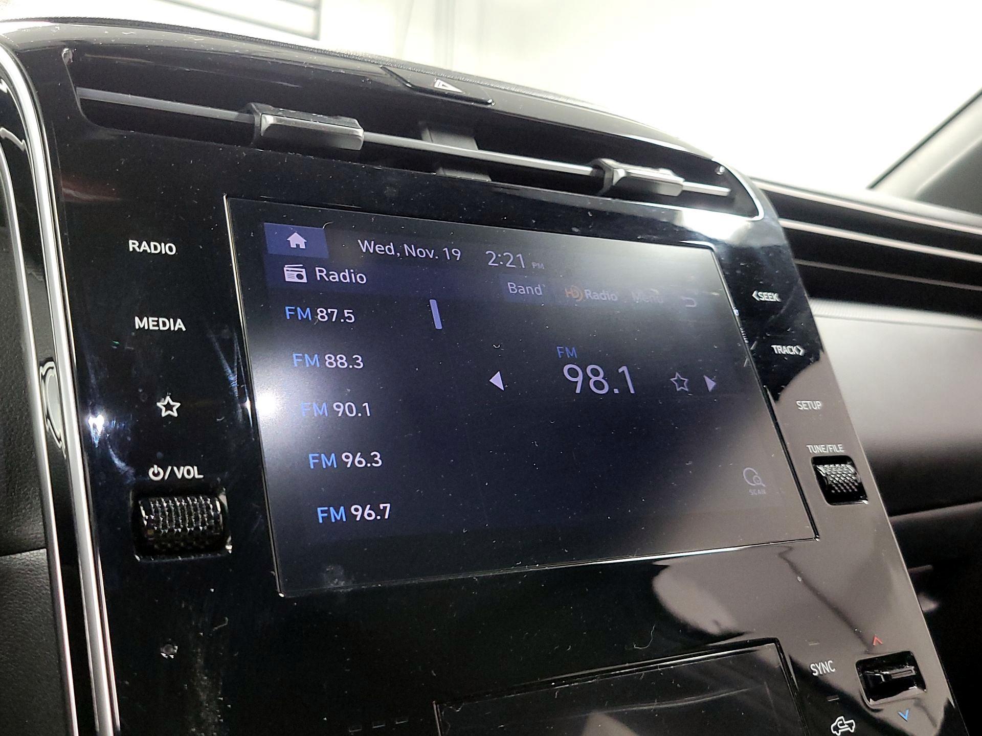 Thumbnail: 2022 Hyundai Santa Cruz - 15