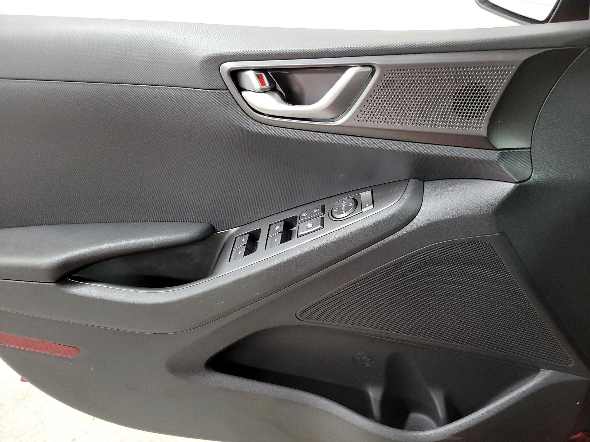 Thumbnail: 2020 Hyundai Ioniq - 12