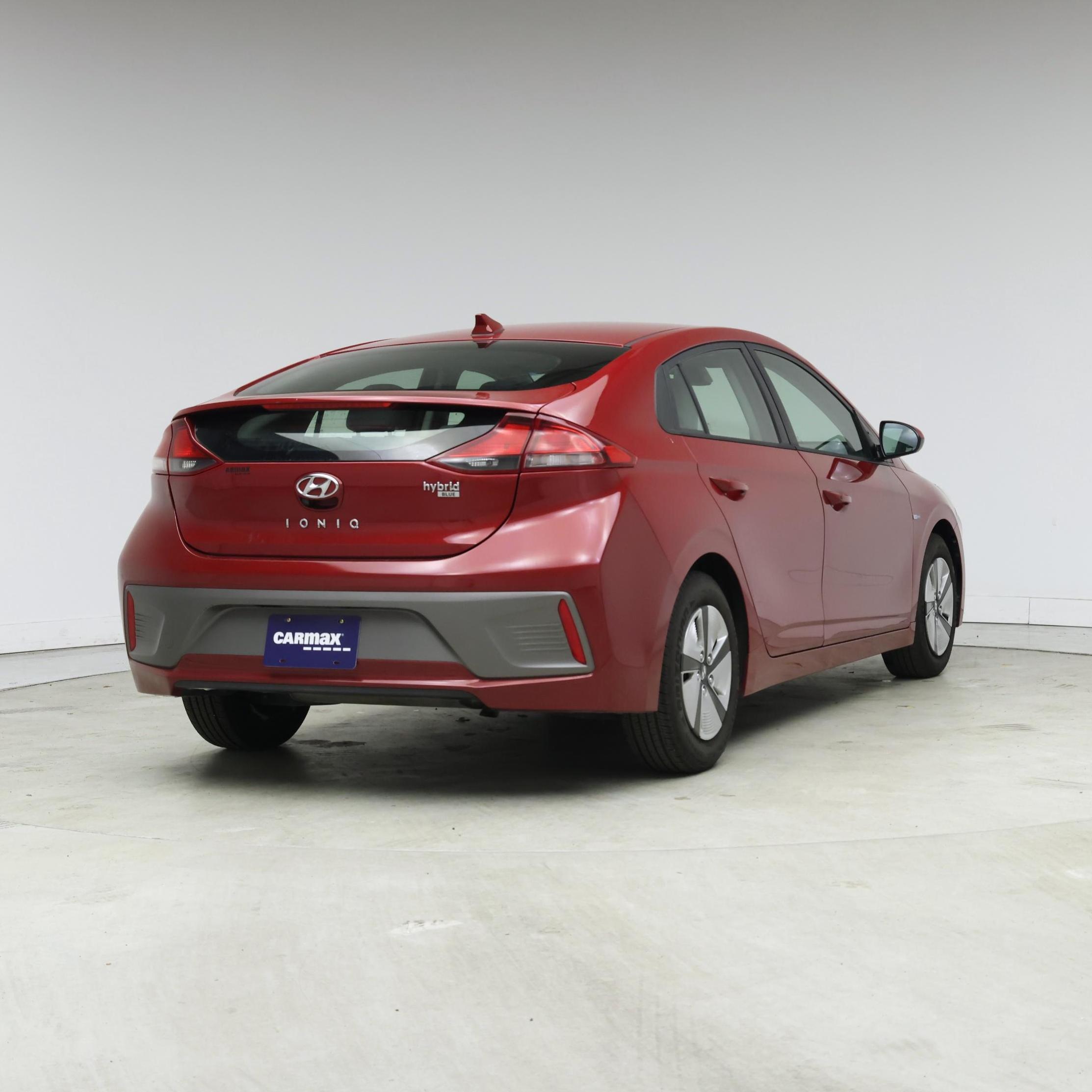 Thumbnail: 2020 Hyundai Ioniq - 8