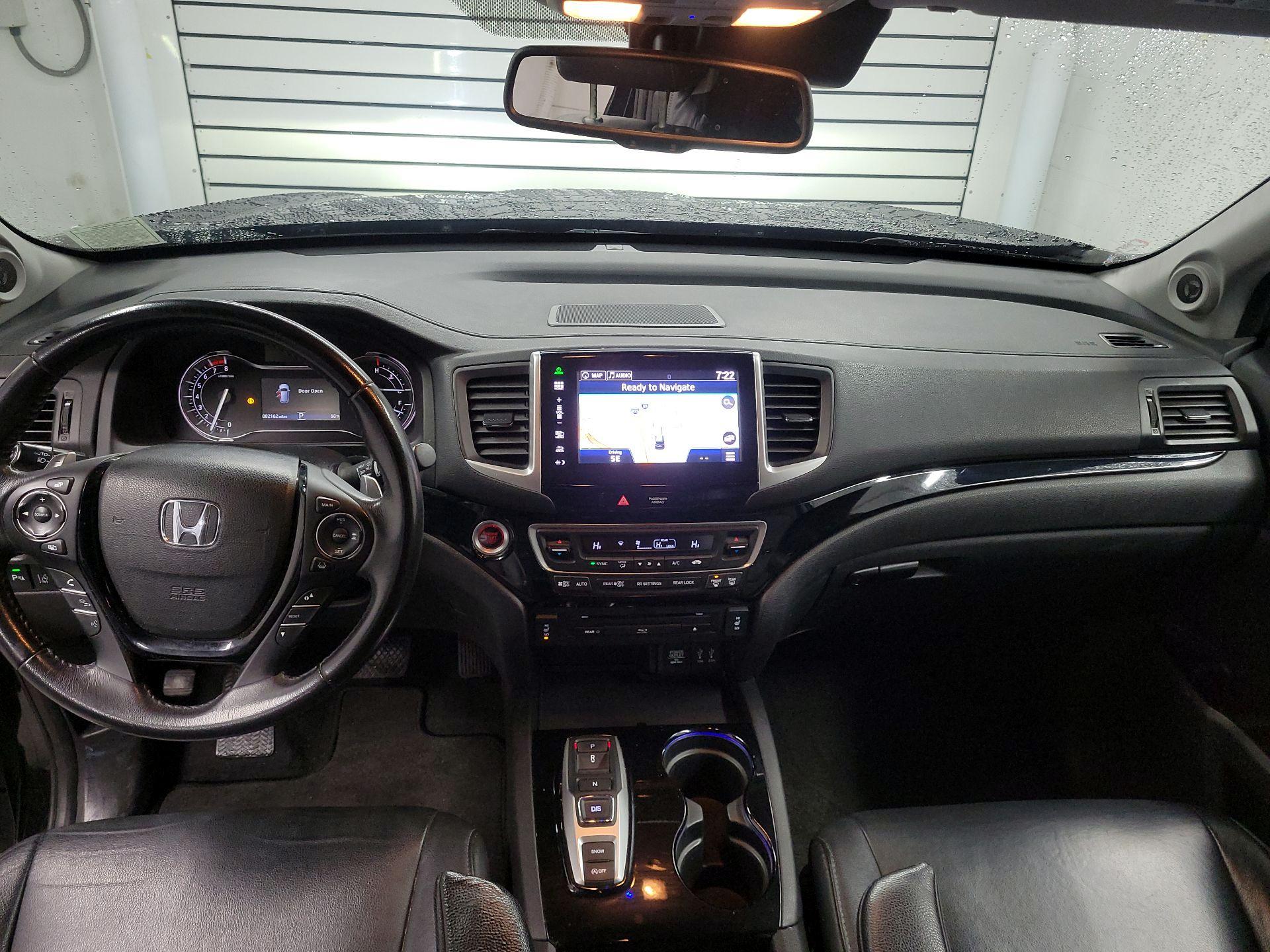 Thumbnail: 2016 Honda Pilot - 9