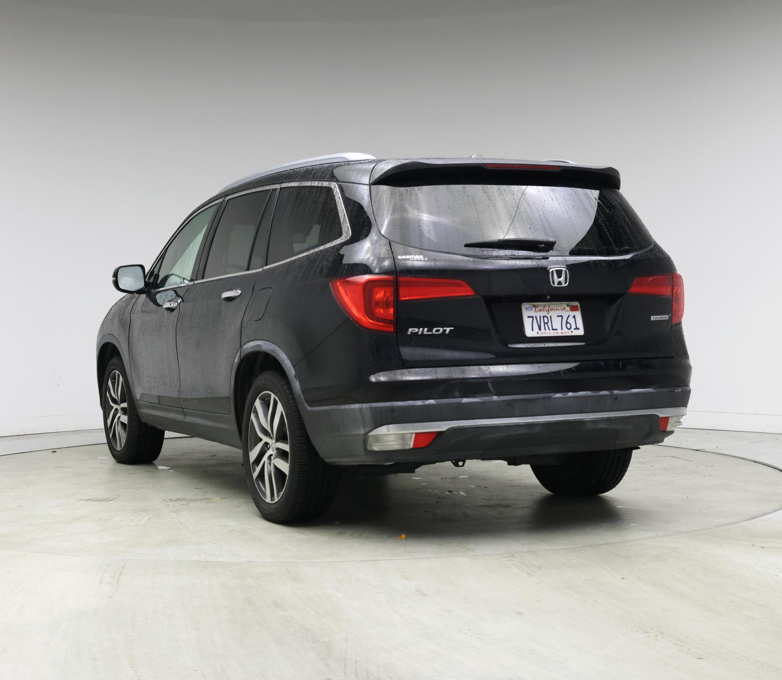 Thumbnail: 2016 Honda Pilot - 2