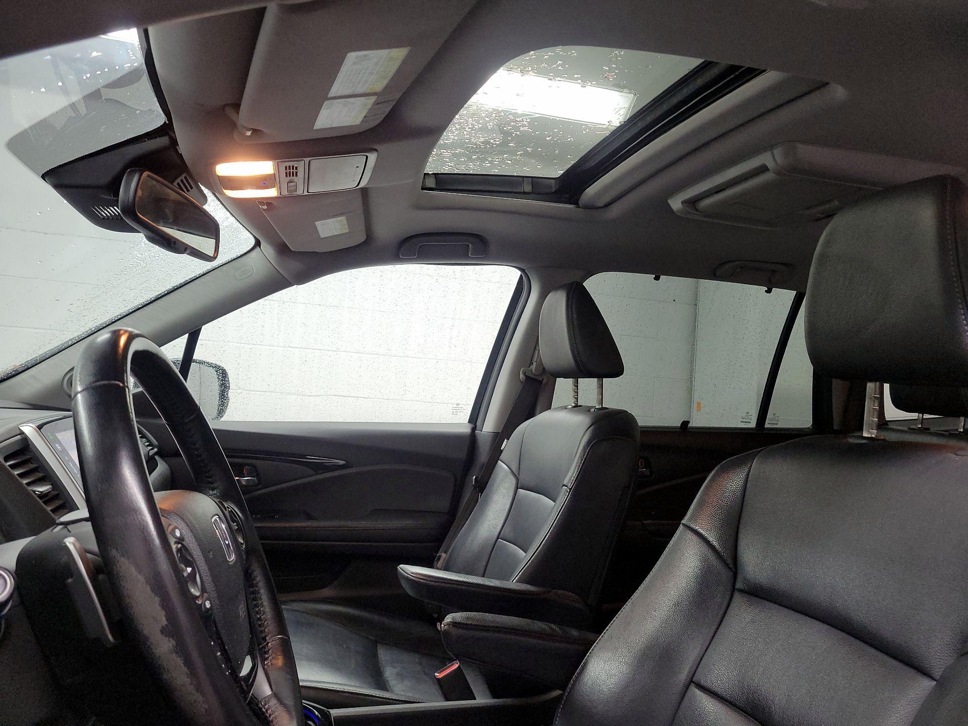 Thumbnail: 2016 Honda Pilot - 20